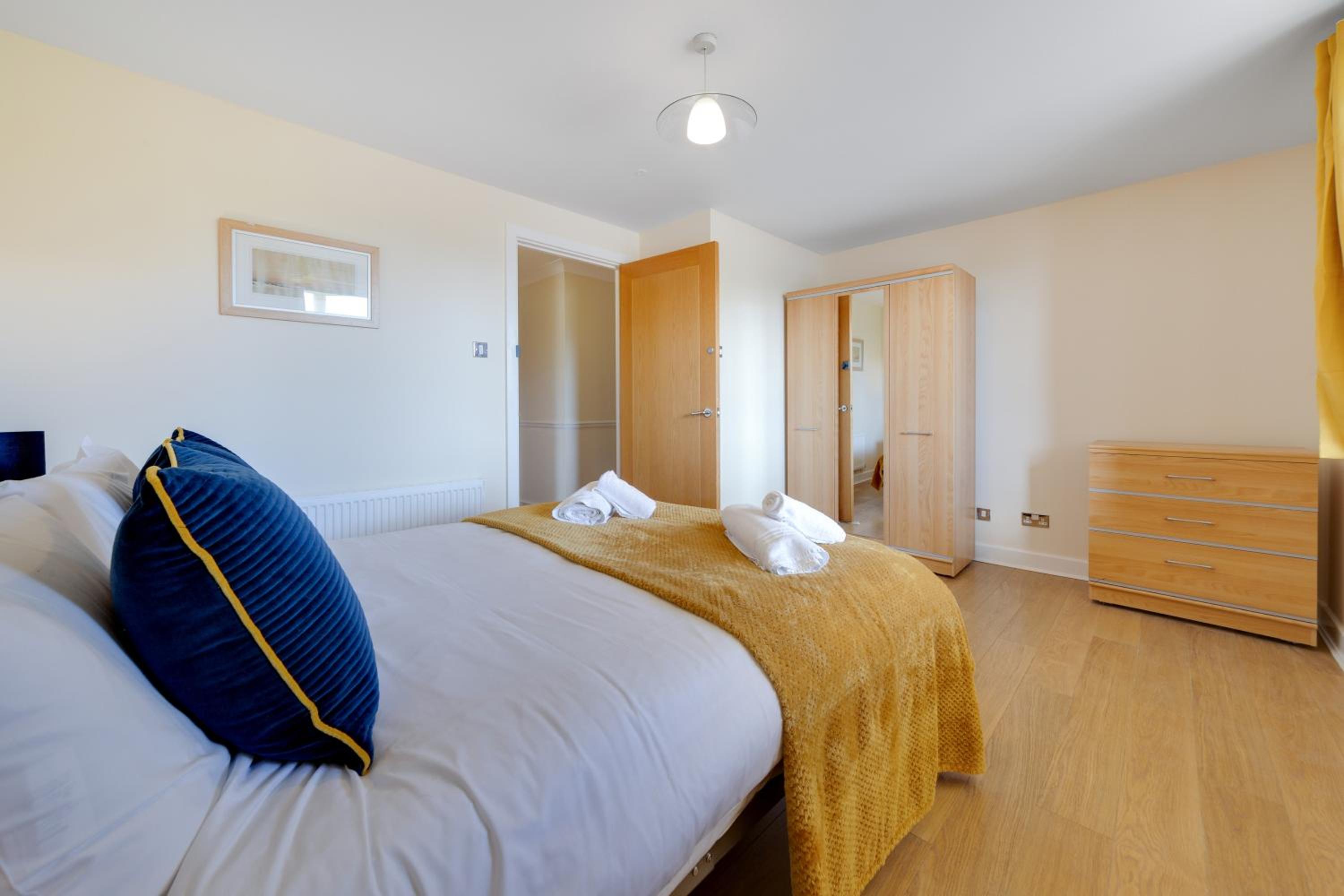 Flourish Apartment - Constant Court - Canary Wharf