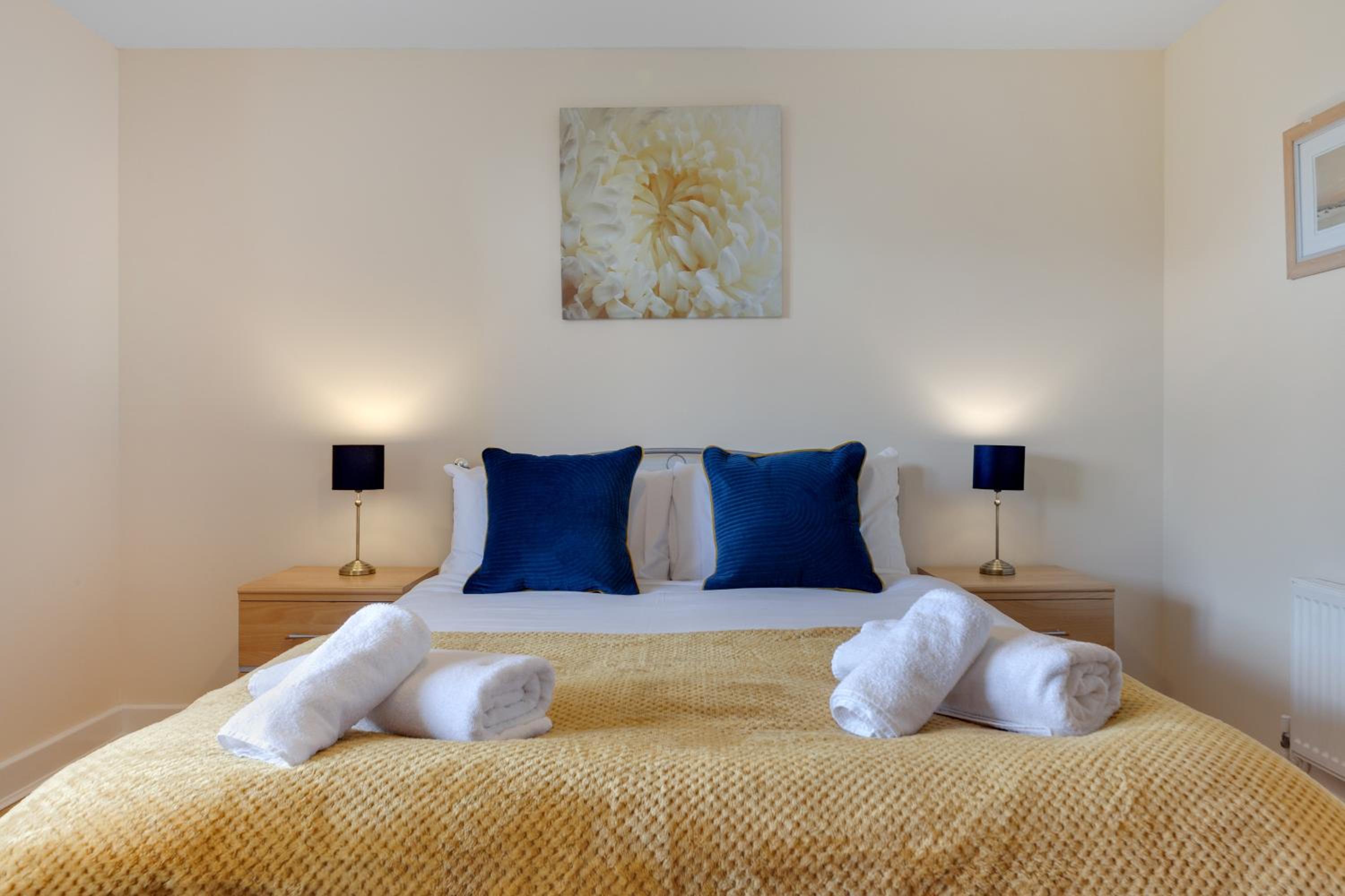 Flourish Apartment - Constant Court - Canary Wharf