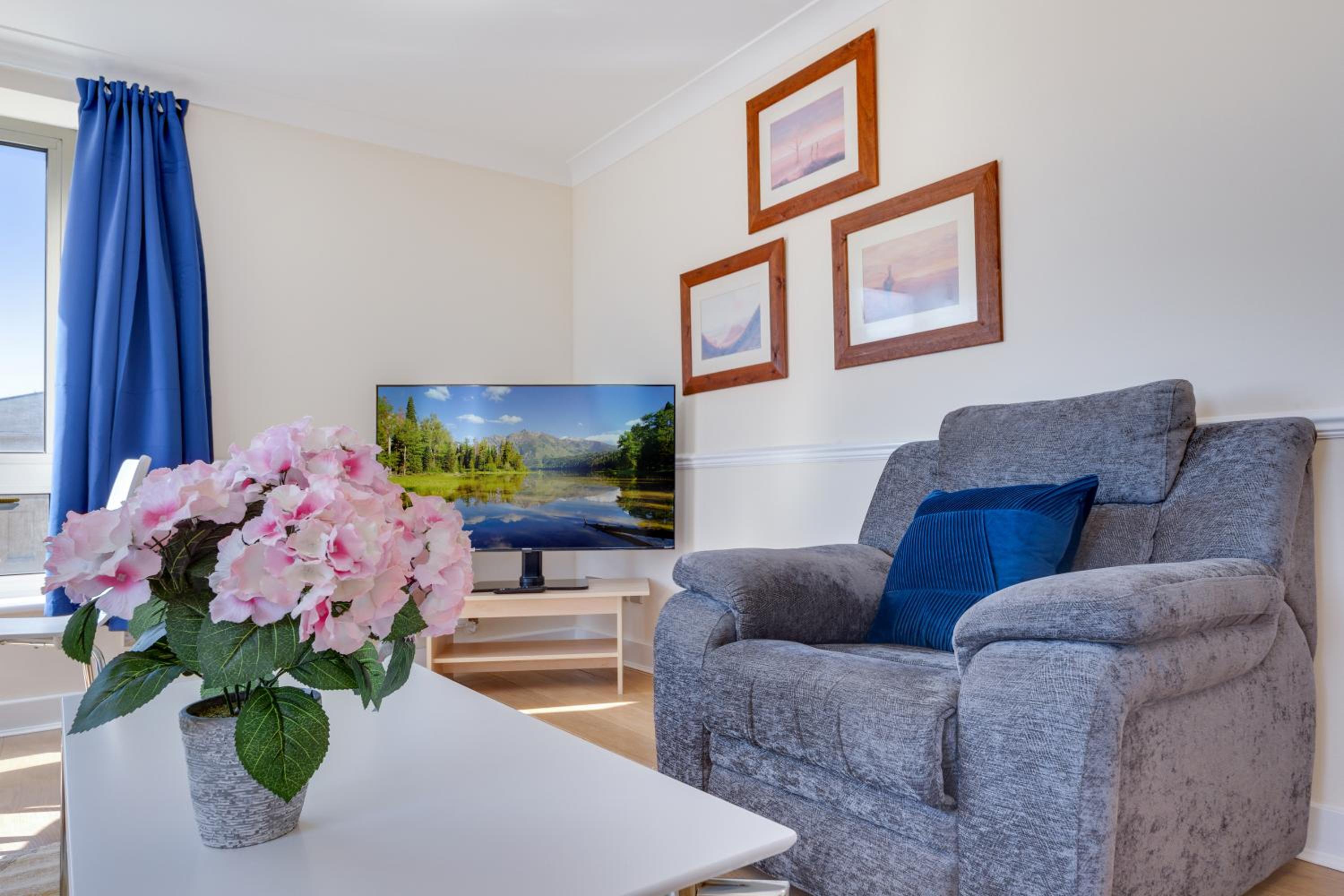 Flourish Apartment - Constant Court - Canary Wharf