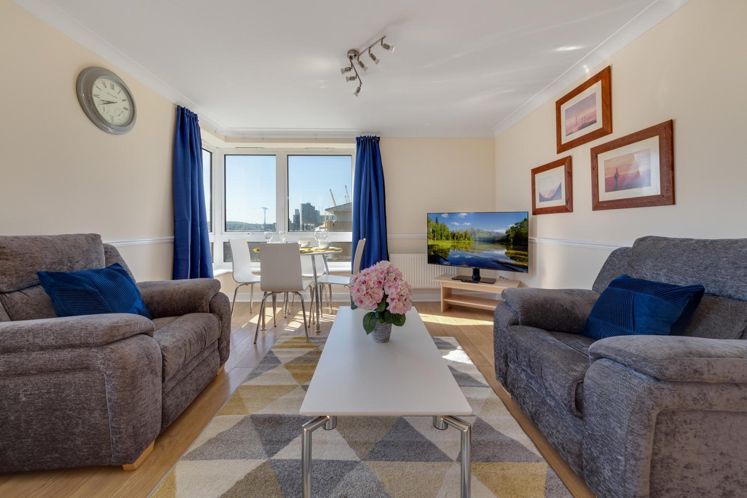 Flourish Apartment - Constant Court - Canary Wharf