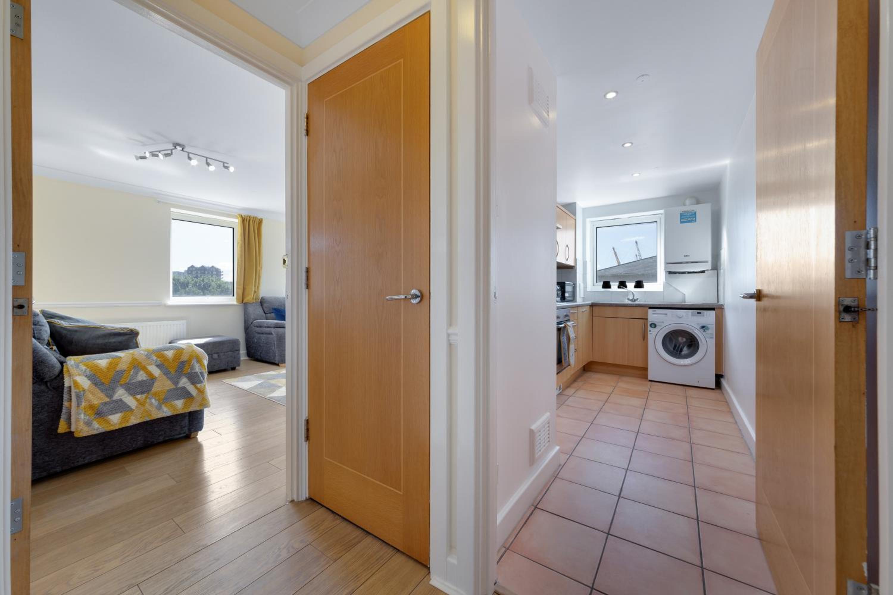 Flourish Apartment - Constant Court - Canary Wharf