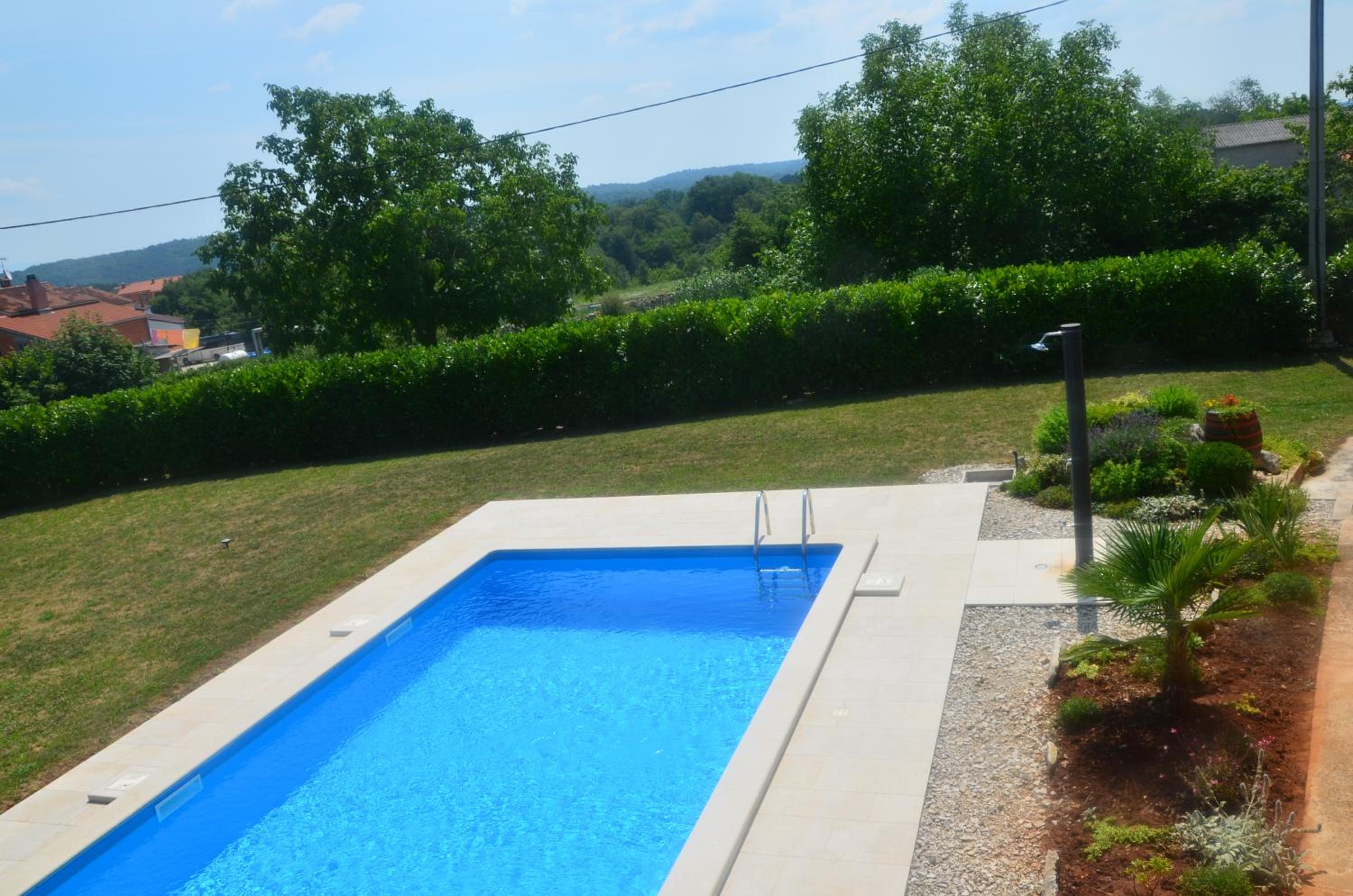 Villa Fragola - Holiday house with large garden view 3
