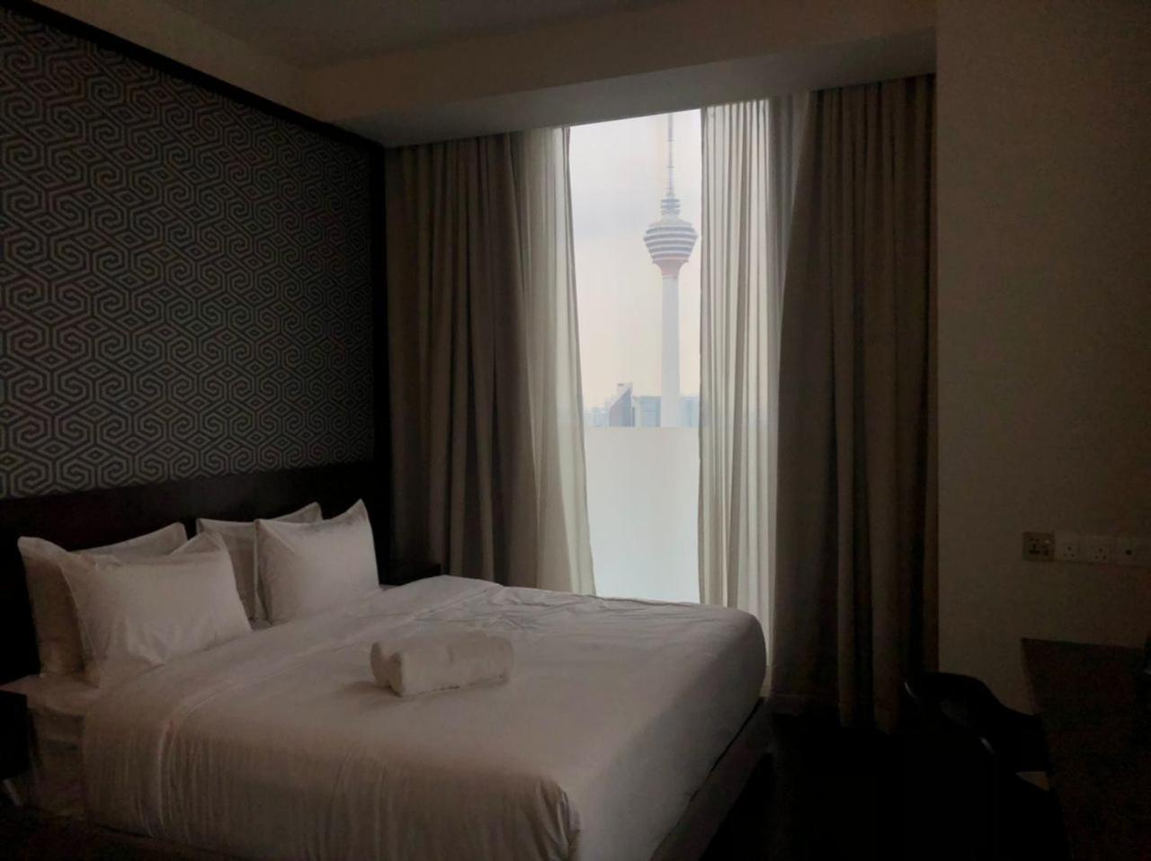 Tropicana The Residences KLCC CozeeStay