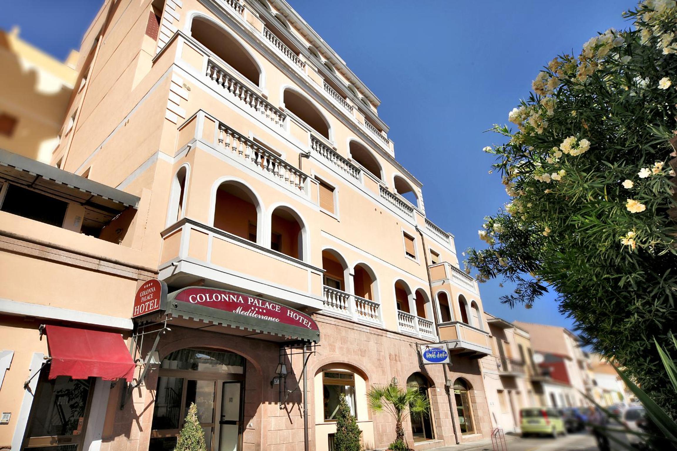 Hotel Colonna Palace Hotel Mediterraneo - Image 1