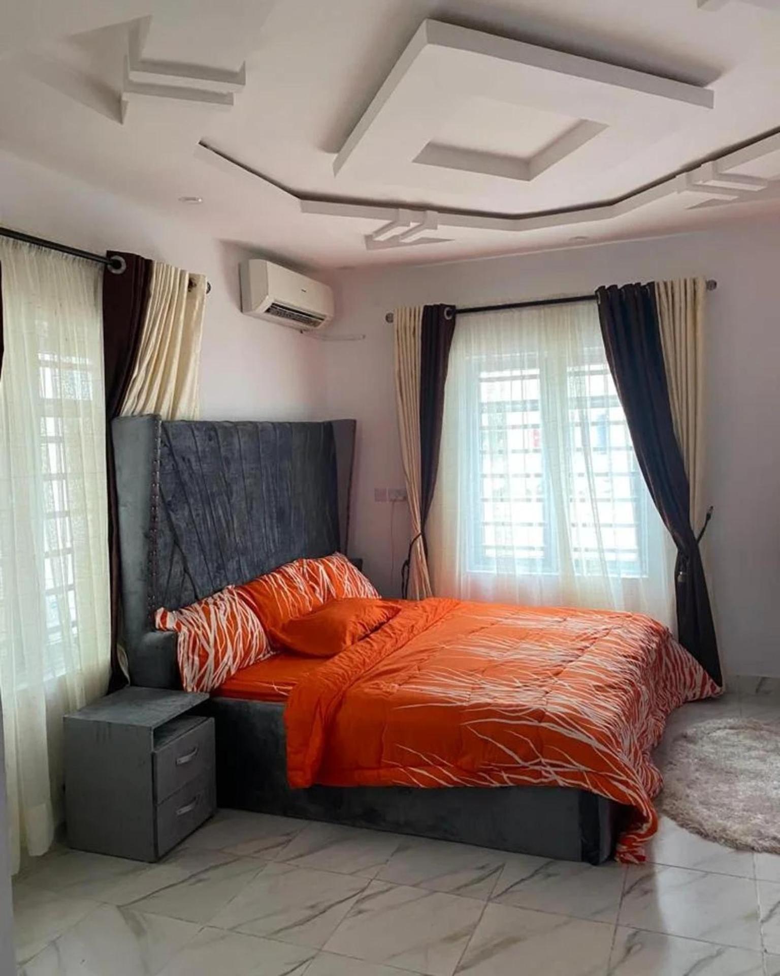 Immaculate 2-Bed Apartment in Lekki Ajah view 3