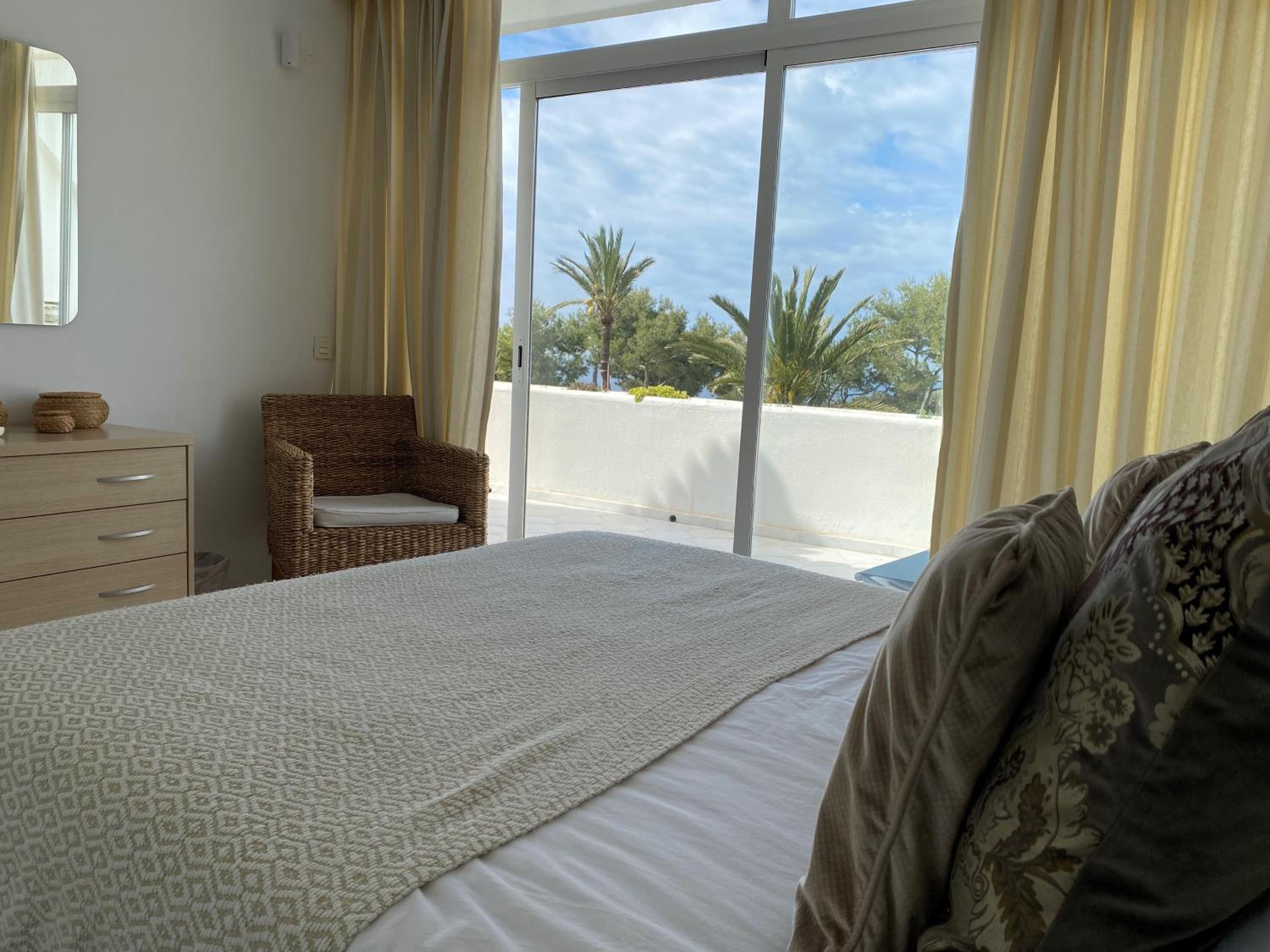 Miraflores Resort
