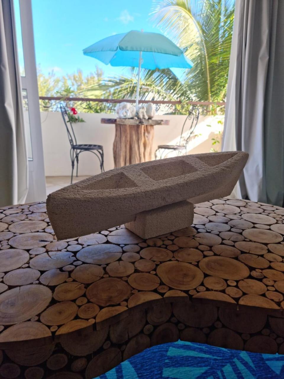 Dreamy beach view and 5 mins walk to beach - Sunset Lagoon Luxury Lodgings view 5
