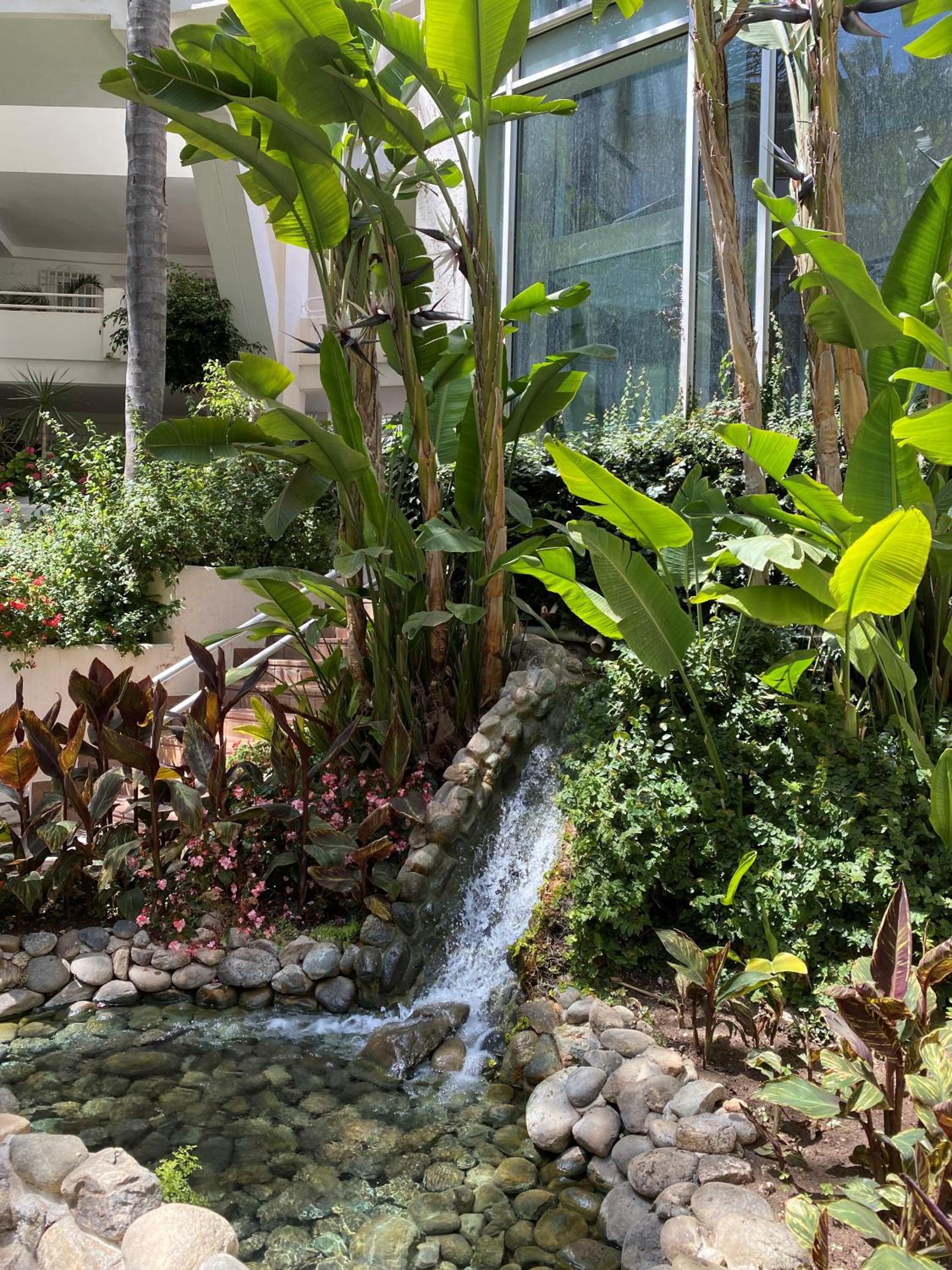 Miraflores Resort