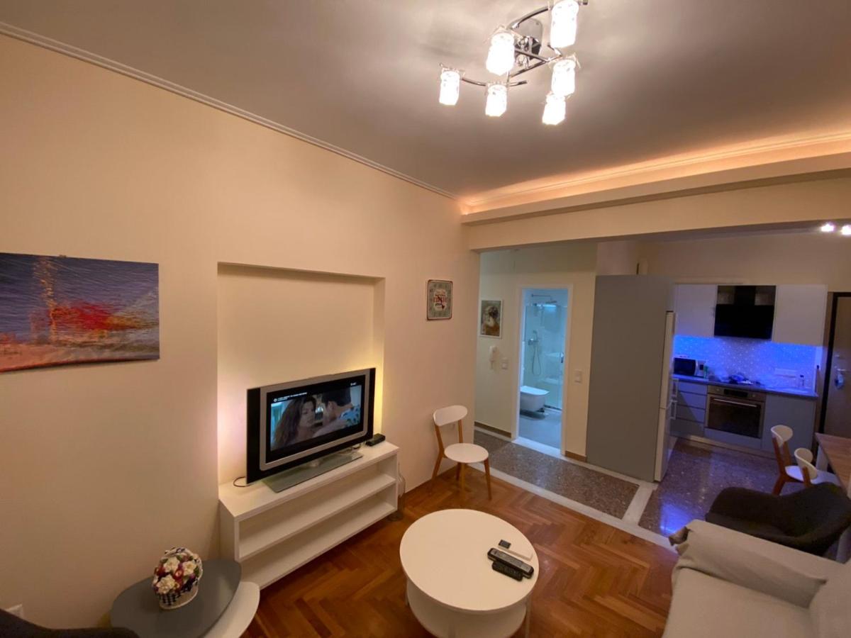 Kalamata House - Sunny and Modern Apartment with View! view 2