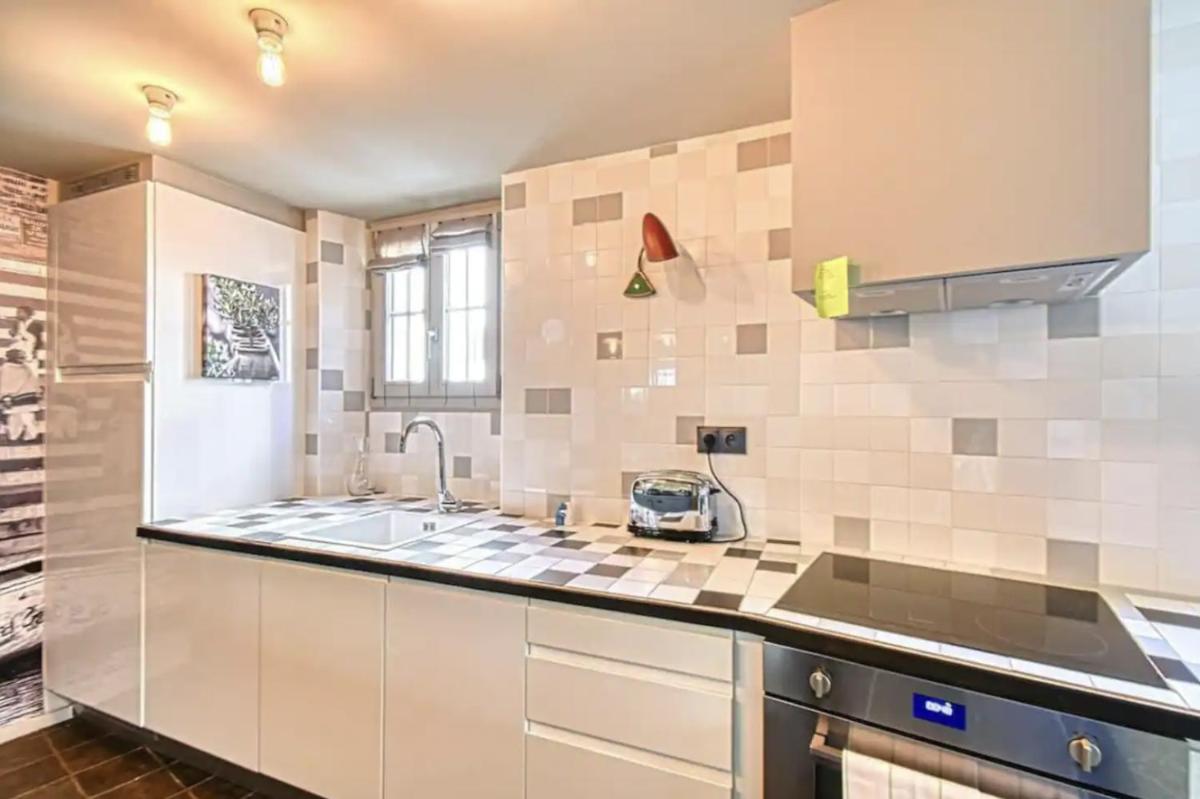 Old Town Cannes - Duplex Apartment photo 4
