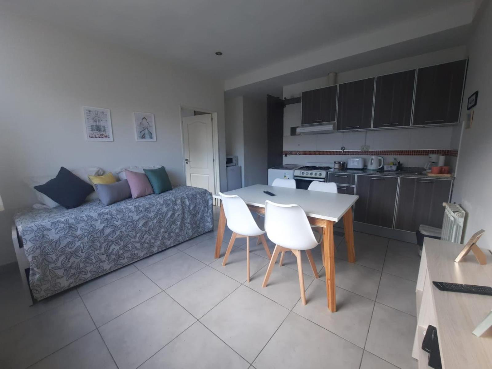 Departamento Alem 830
