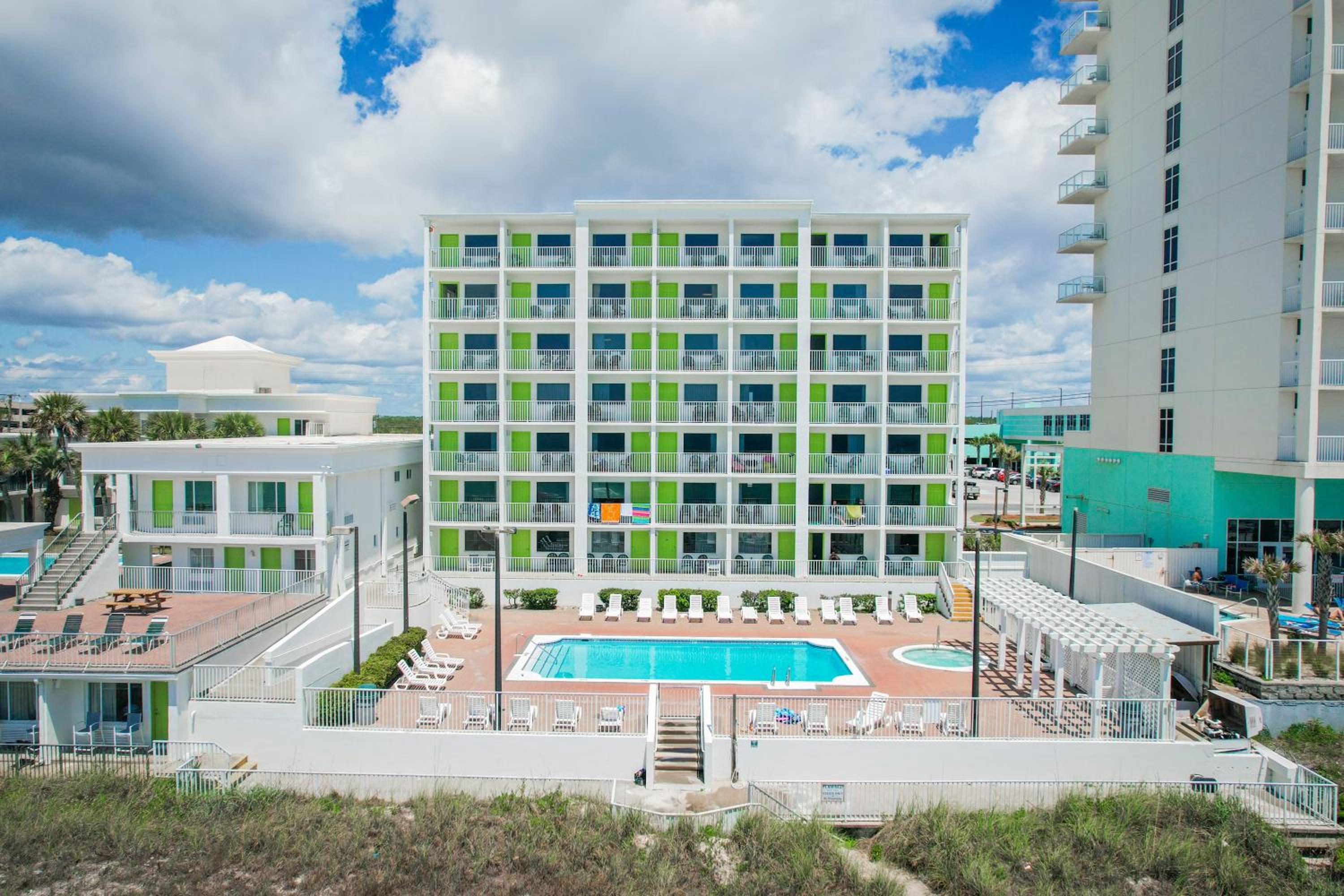 Flamingo Hotel & Tower