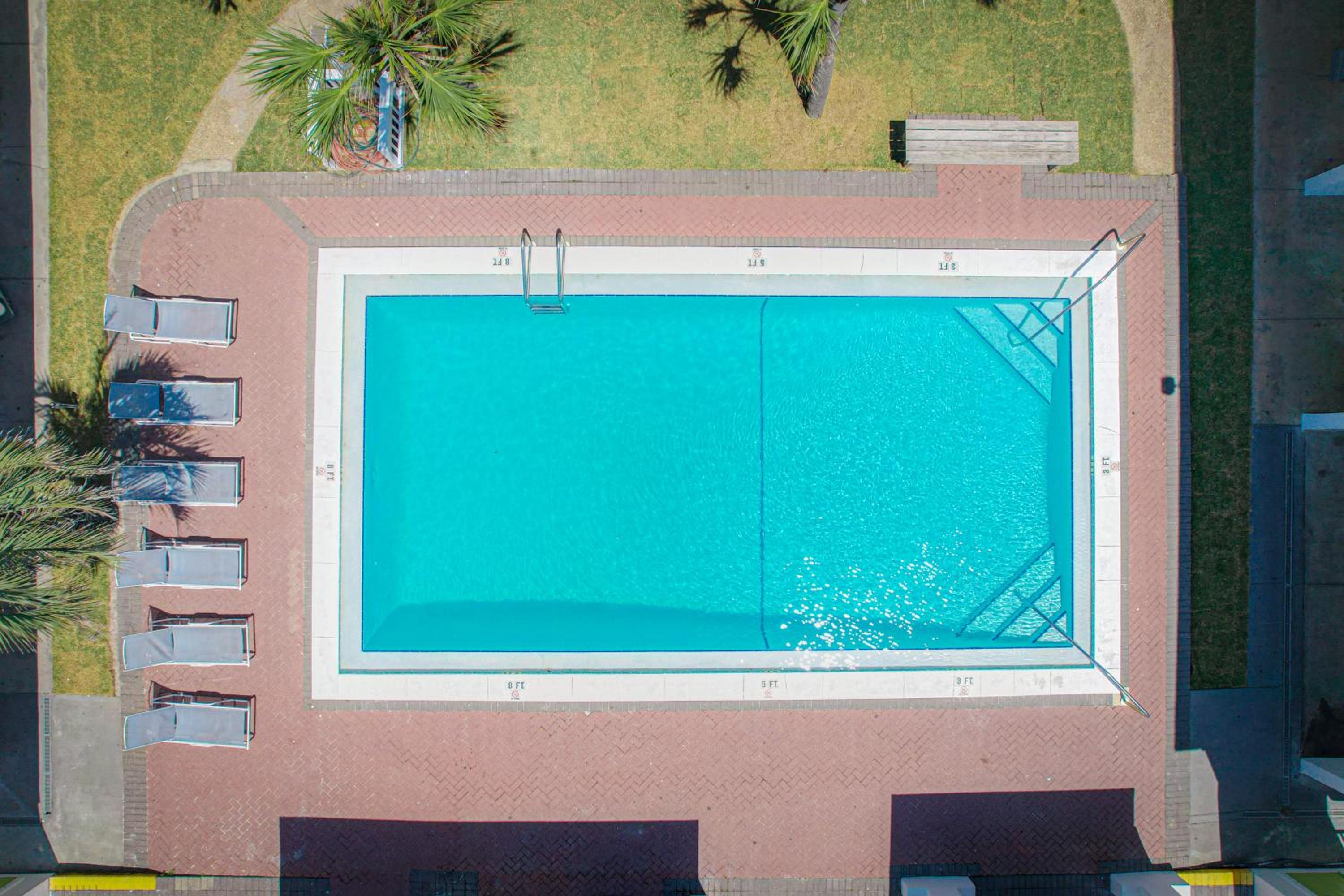 Flamingo Hotel & Tower