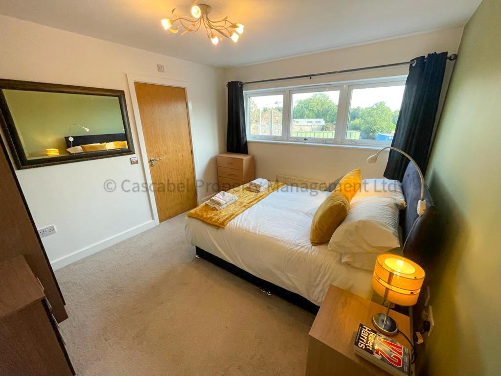 159 Sculcoates Lane, Fully equipped, self catering, close to multiple bars and restaurants and Hull University view 5