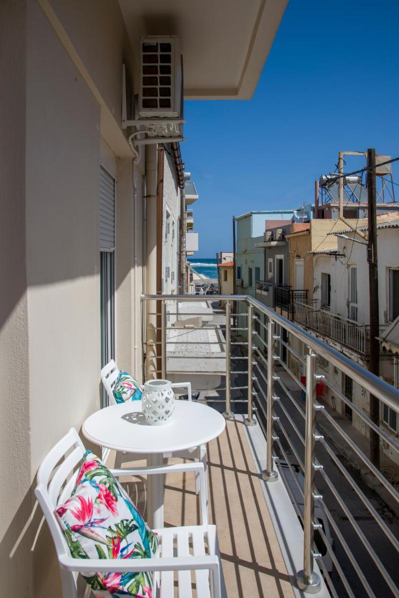 Center Manolia Dream 1 Bedroom Apartment 100m away from the beach photo 2