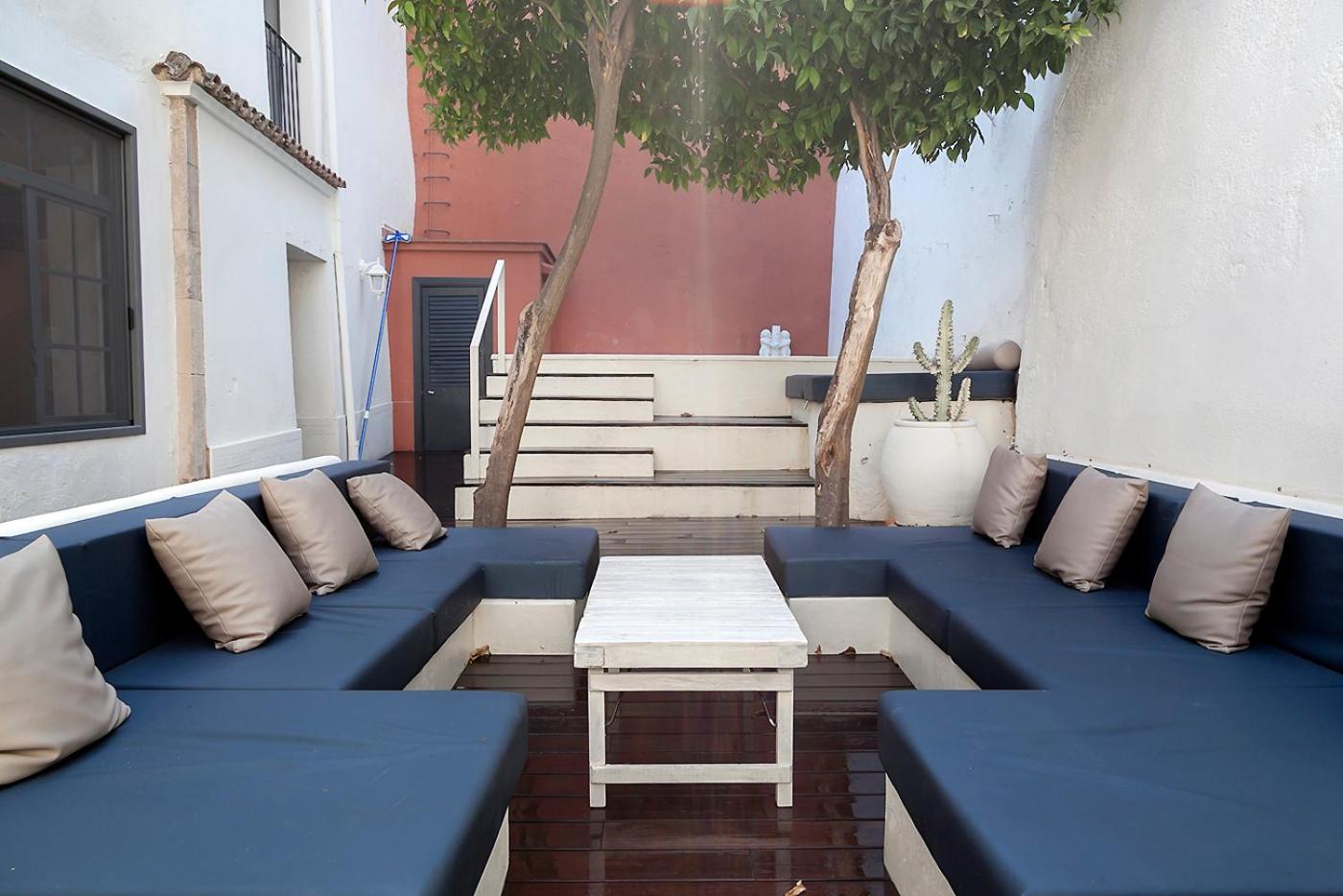 A historic XVI century beach home near Barcelona photo 4