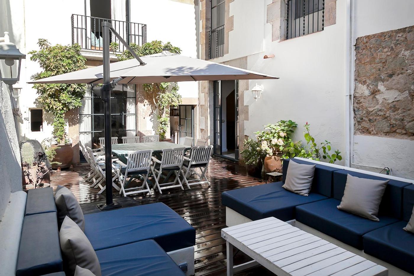 A historic XVI century beach home near Barcelona photo 2