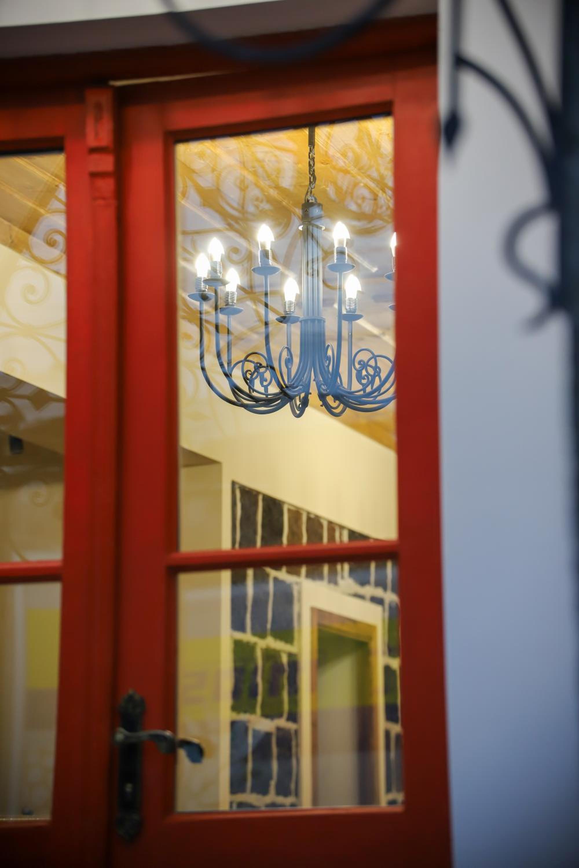 Nur Guest House