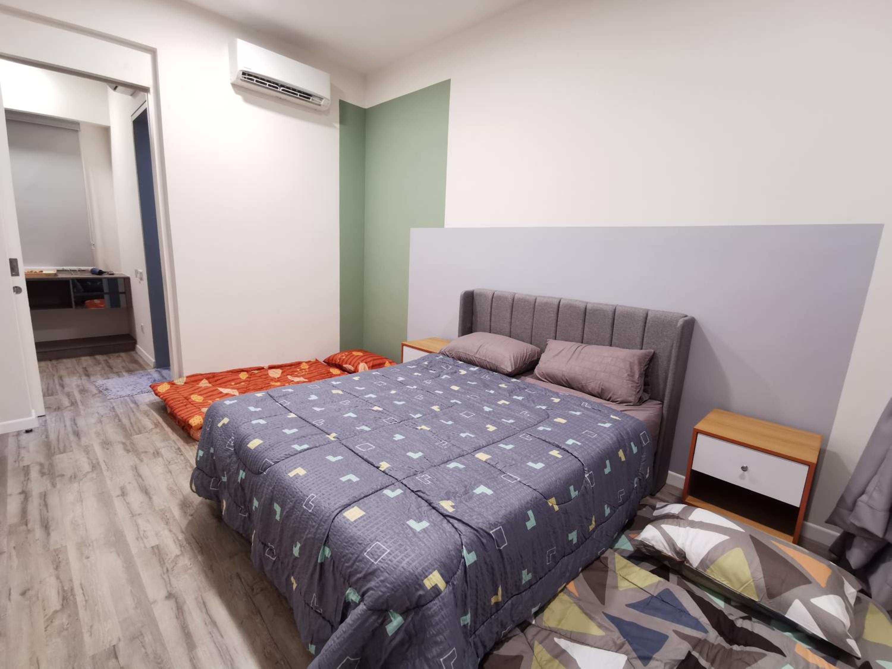 Millerz Square, Old Klang Road Near Mid Valley by De Harlequins Guesthouse
