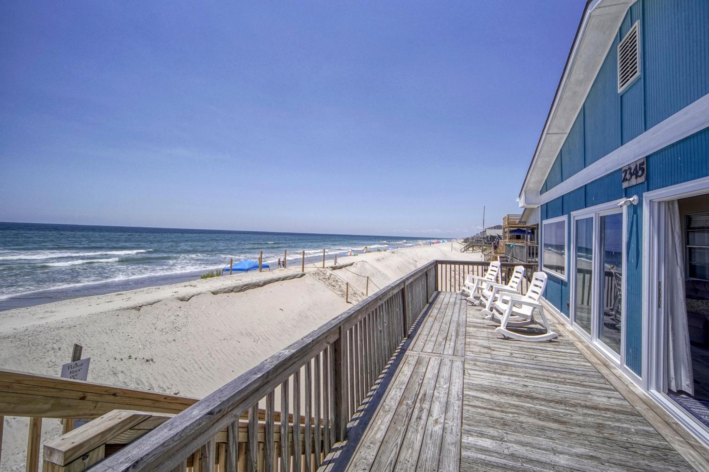 Pelican Crossing by Oak Island Accommodations view 2