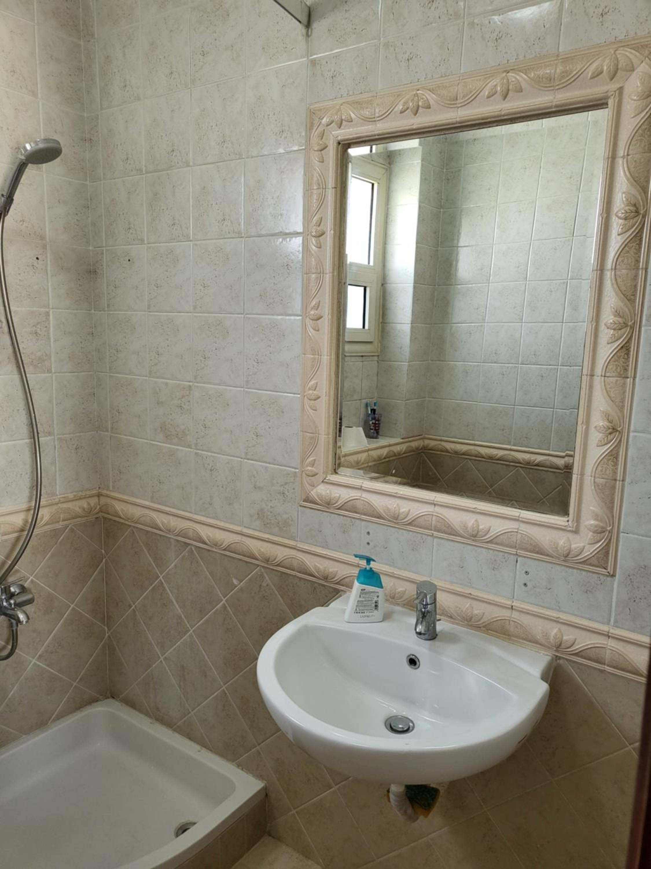 Lovely one-bedroom condo with garden view