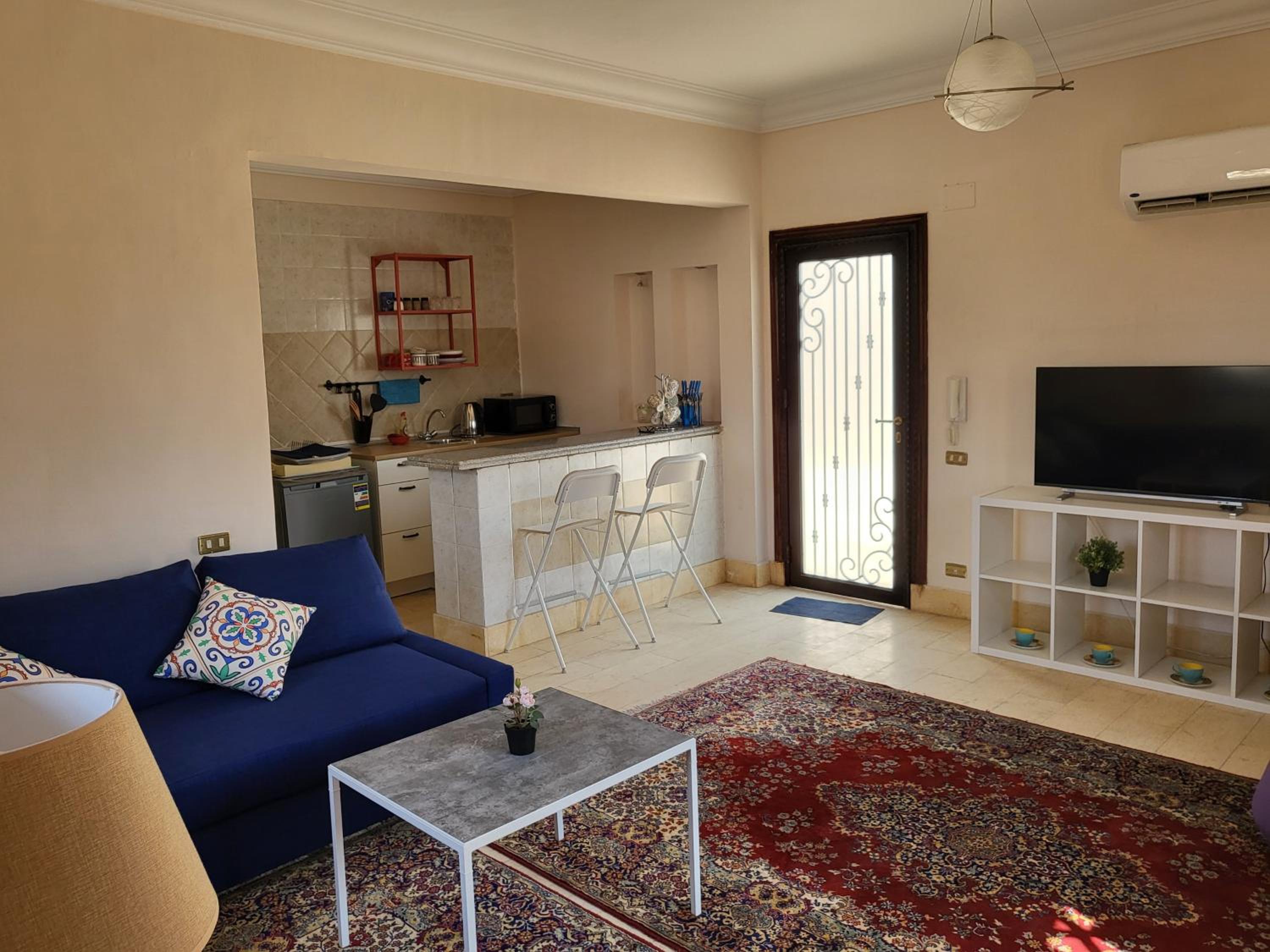 Lovely one-bedroom condo with garden view