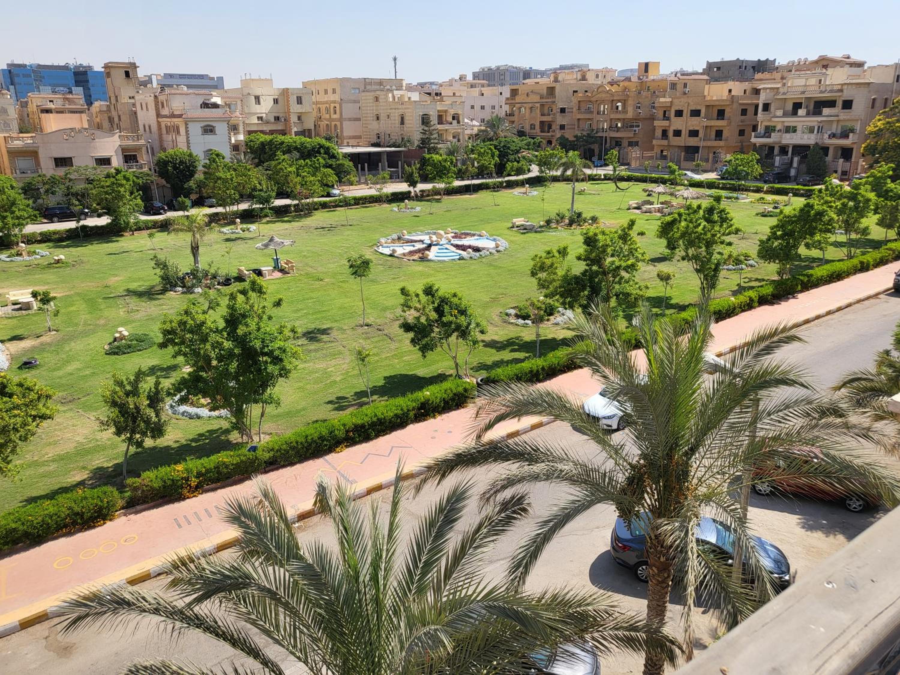 Lovely one-bedroom condo with garden view