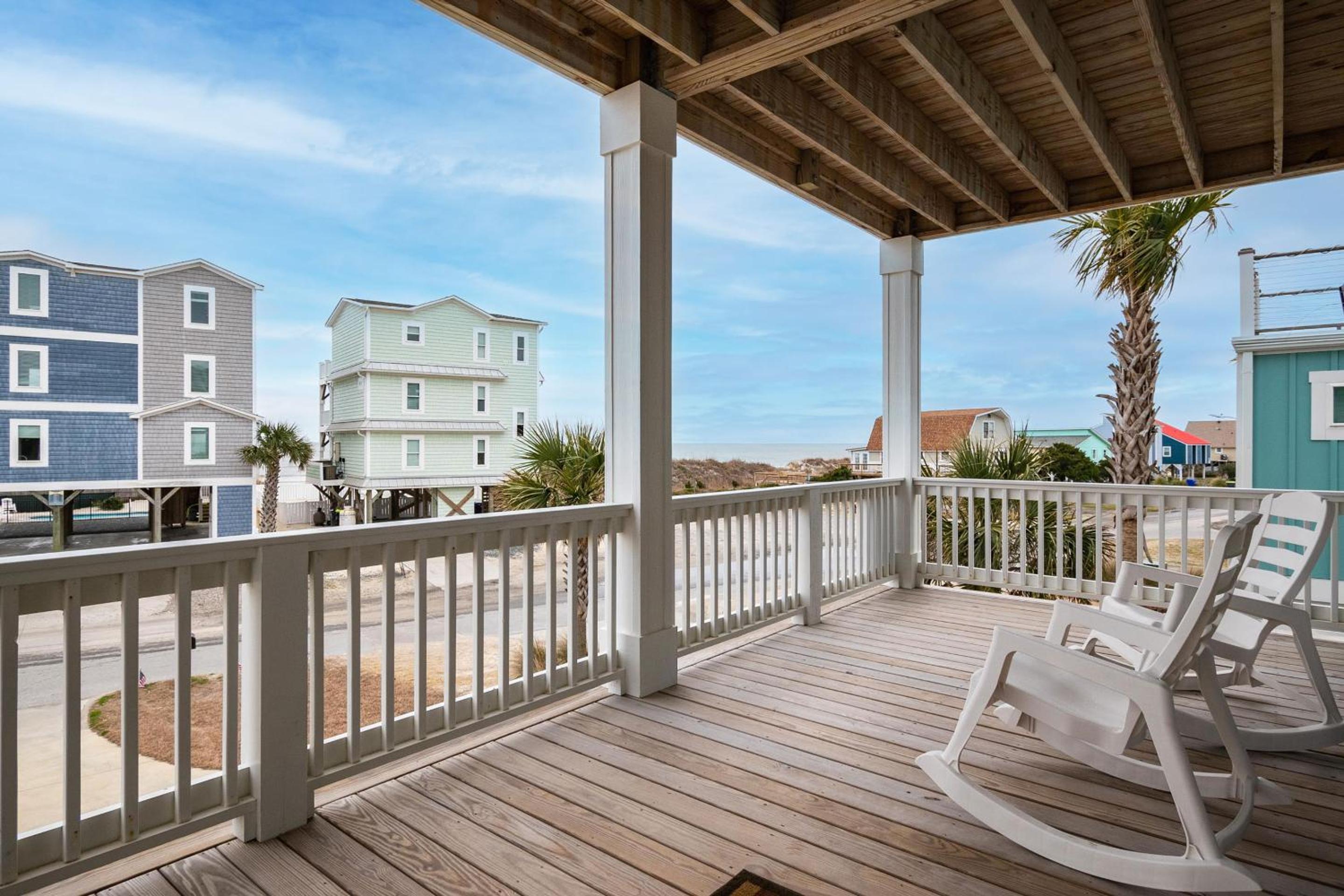 Pier Walker by Oak Island Accommodations view 2