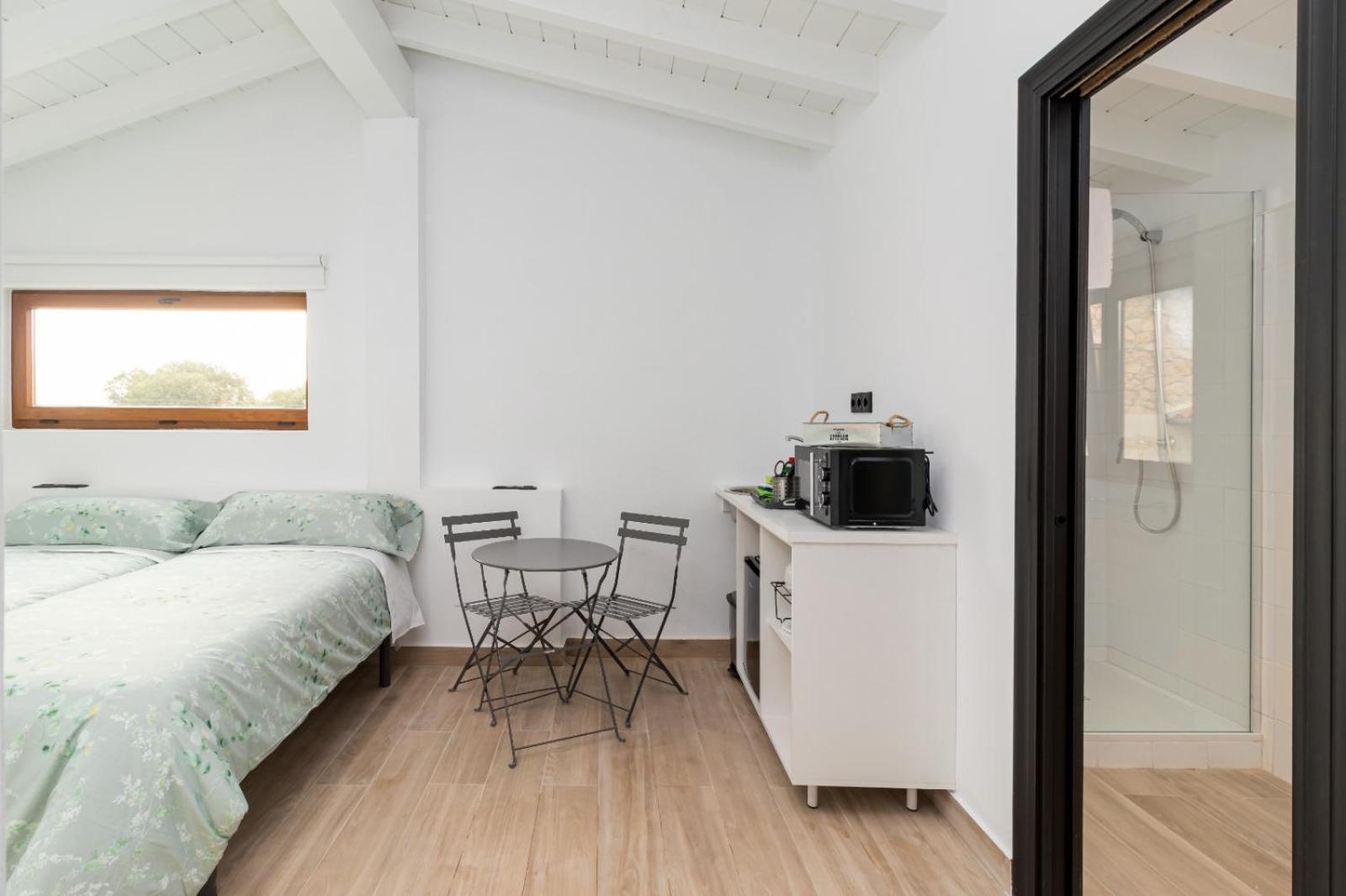 BENEDICTA FAMILY ROOMS
