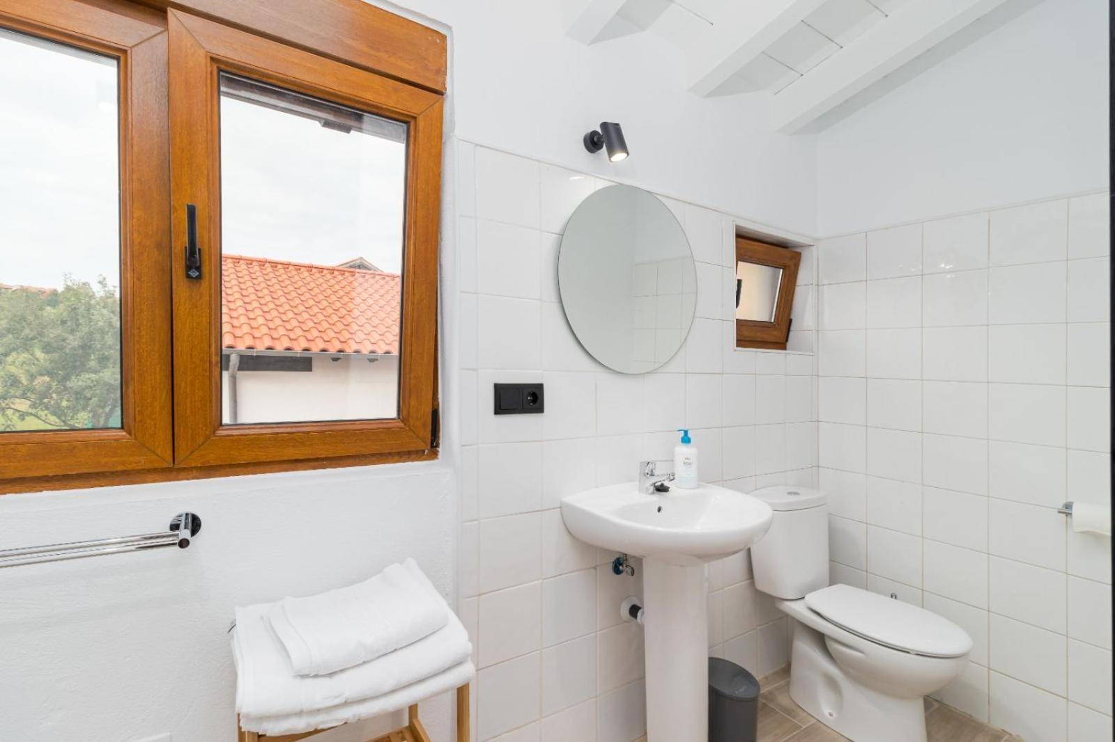 BENEDICTA FAMILY ROOMS