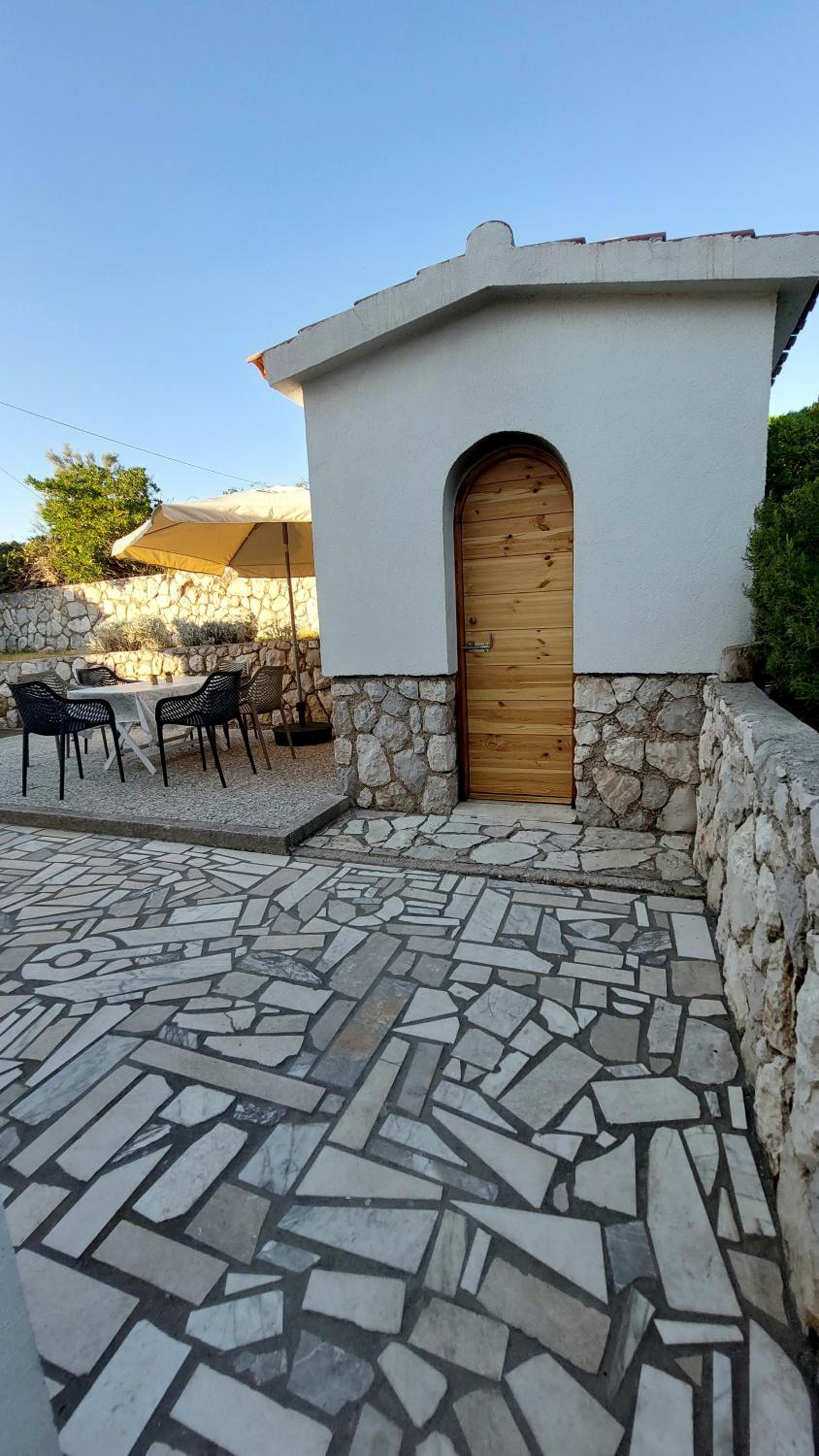 Villa Silencia 200 m do mora jacuzzi besplatni parking idealno za obitelj