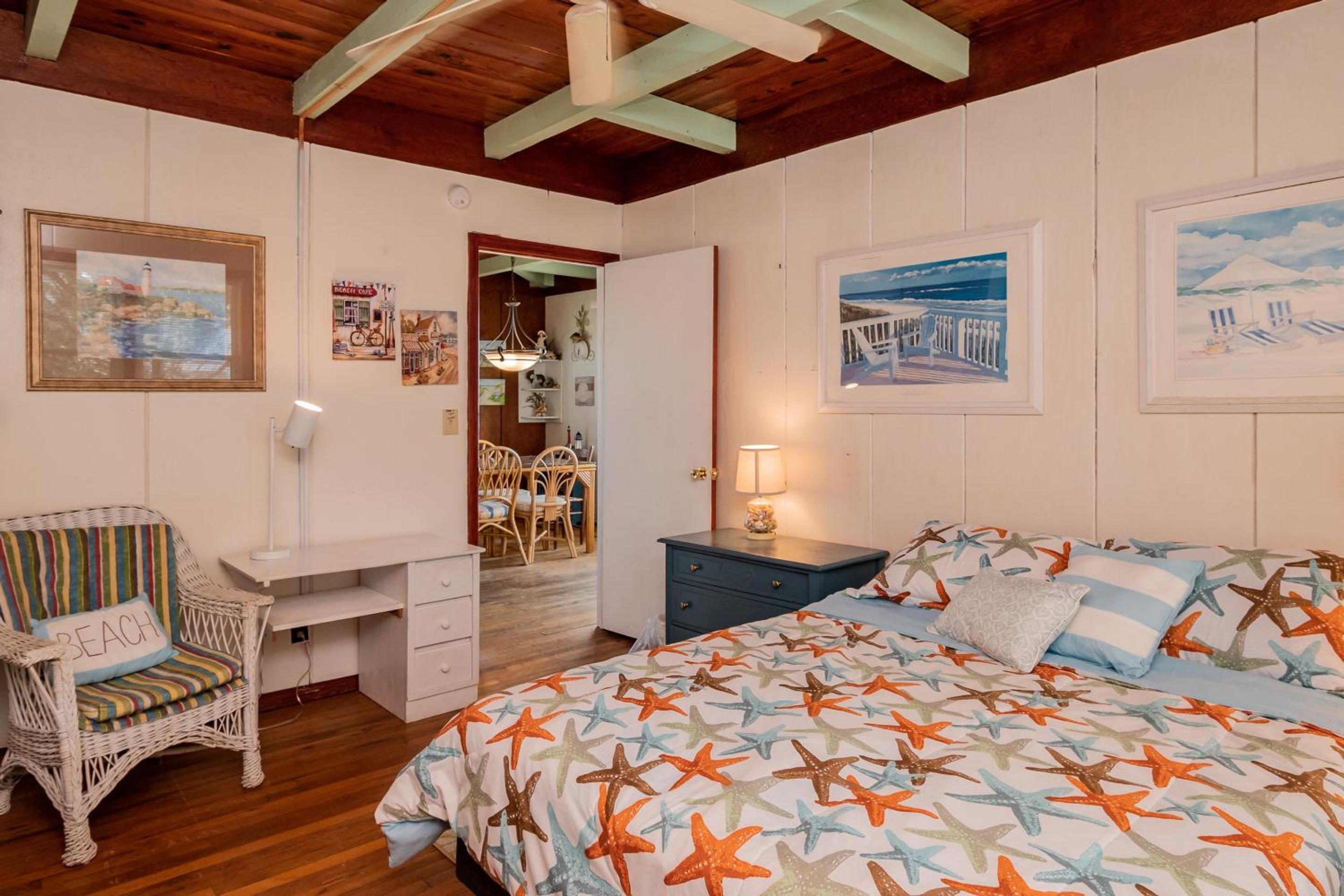 Sea Sage by Oak Island Accommodations view 5