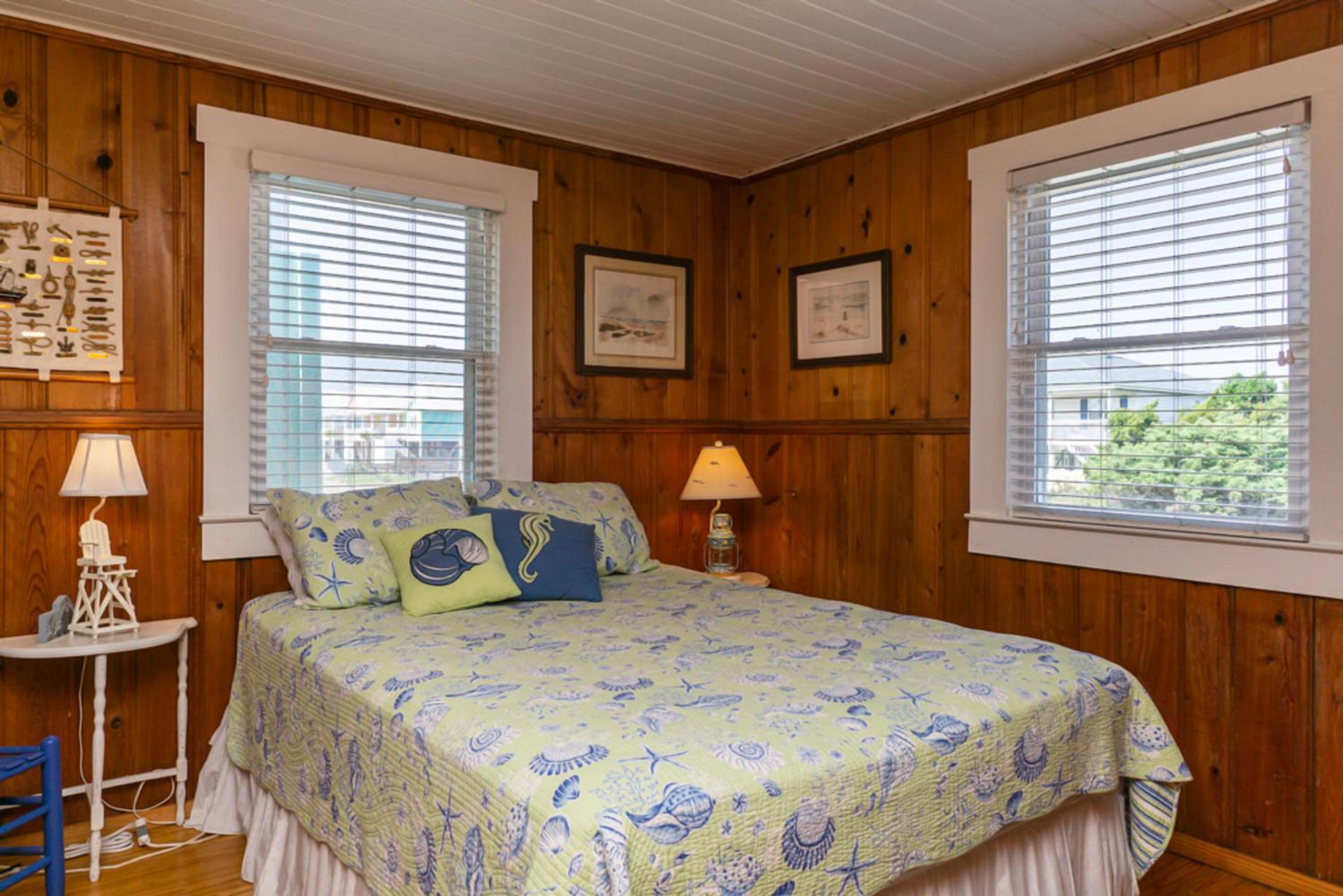 Seawards Fun by Oak Island Accommodations view 5