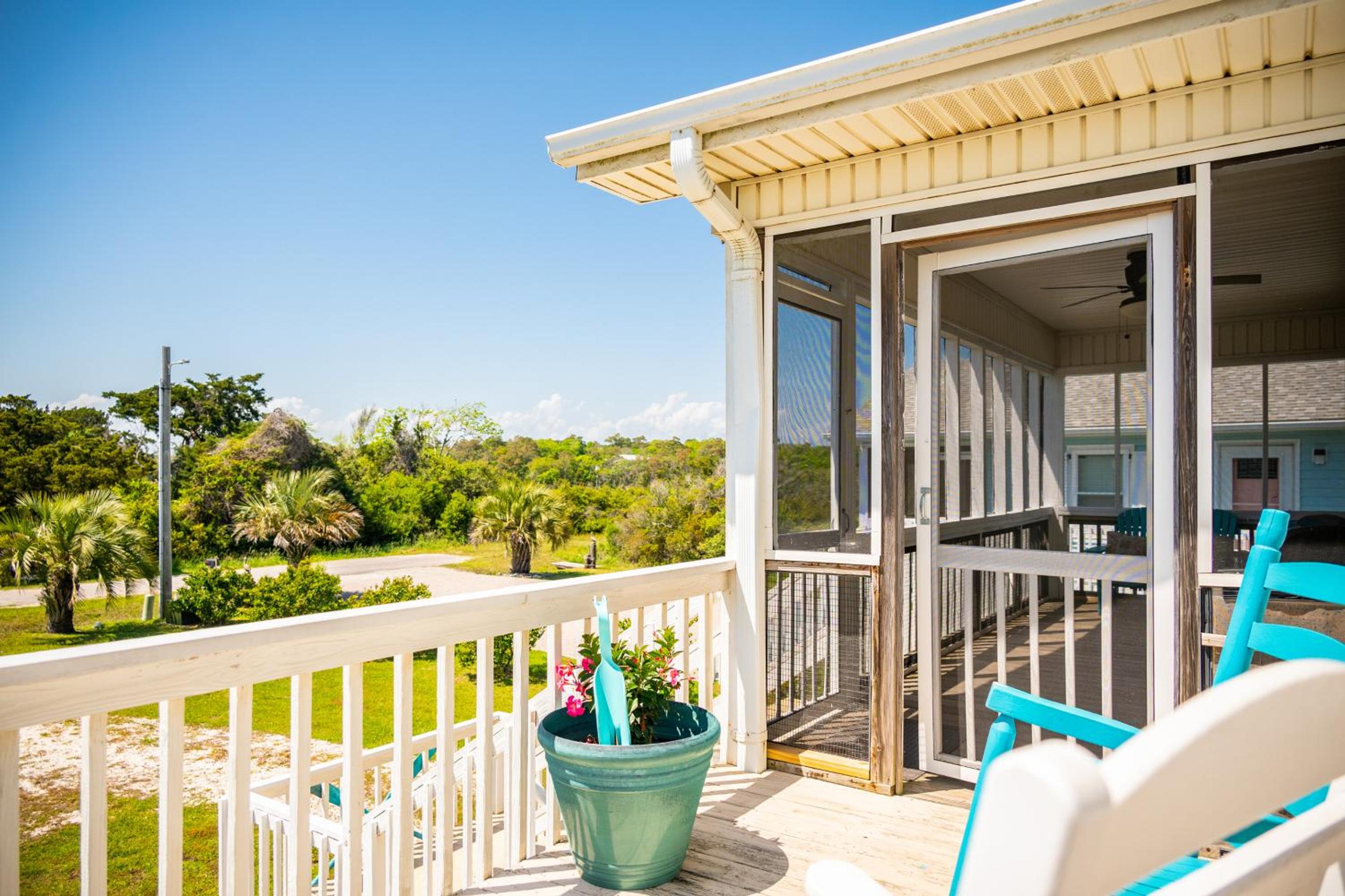 The Sand Ranch by Oak Island Accommodations