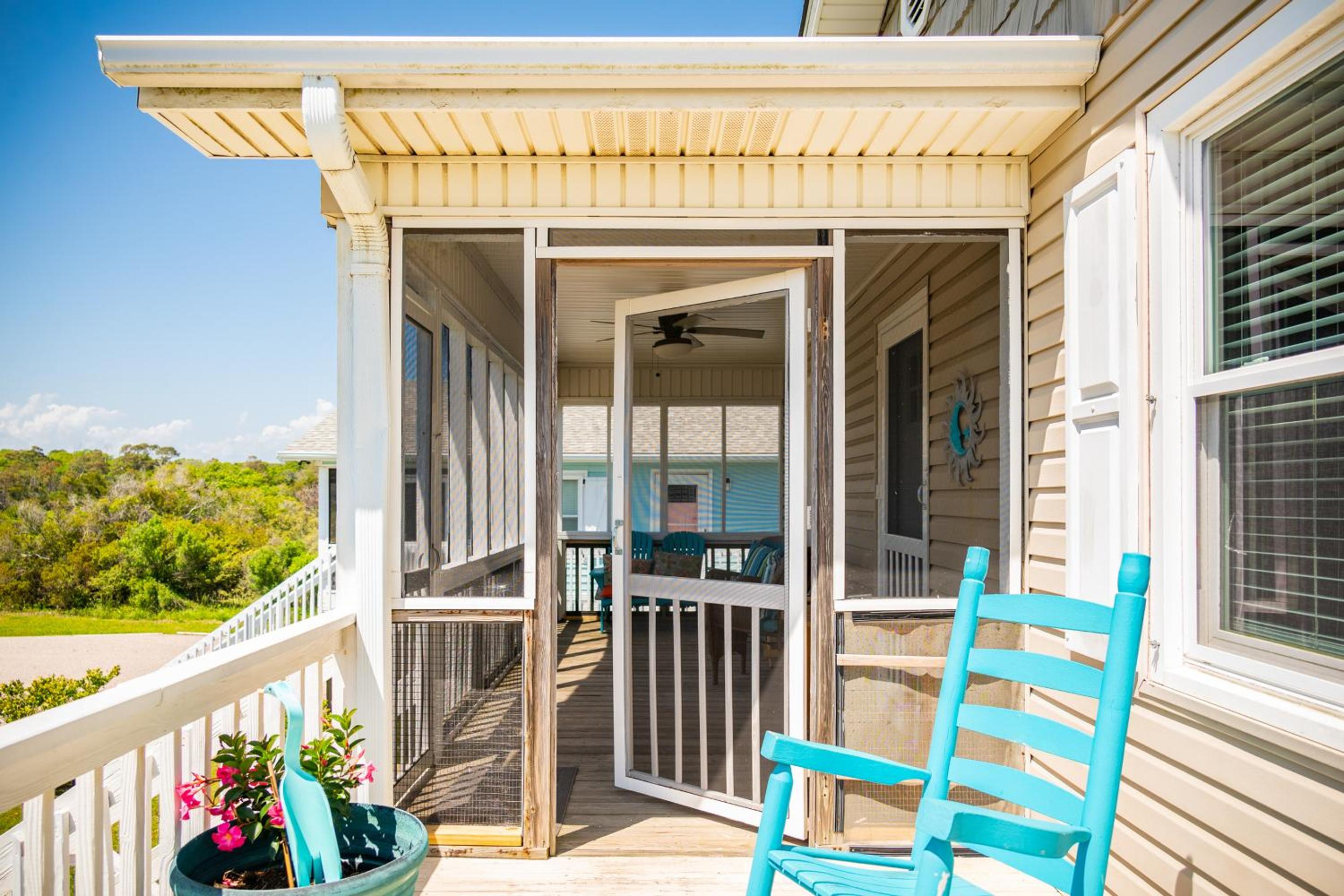 The Sand Ranch by Oak Island Accommodations