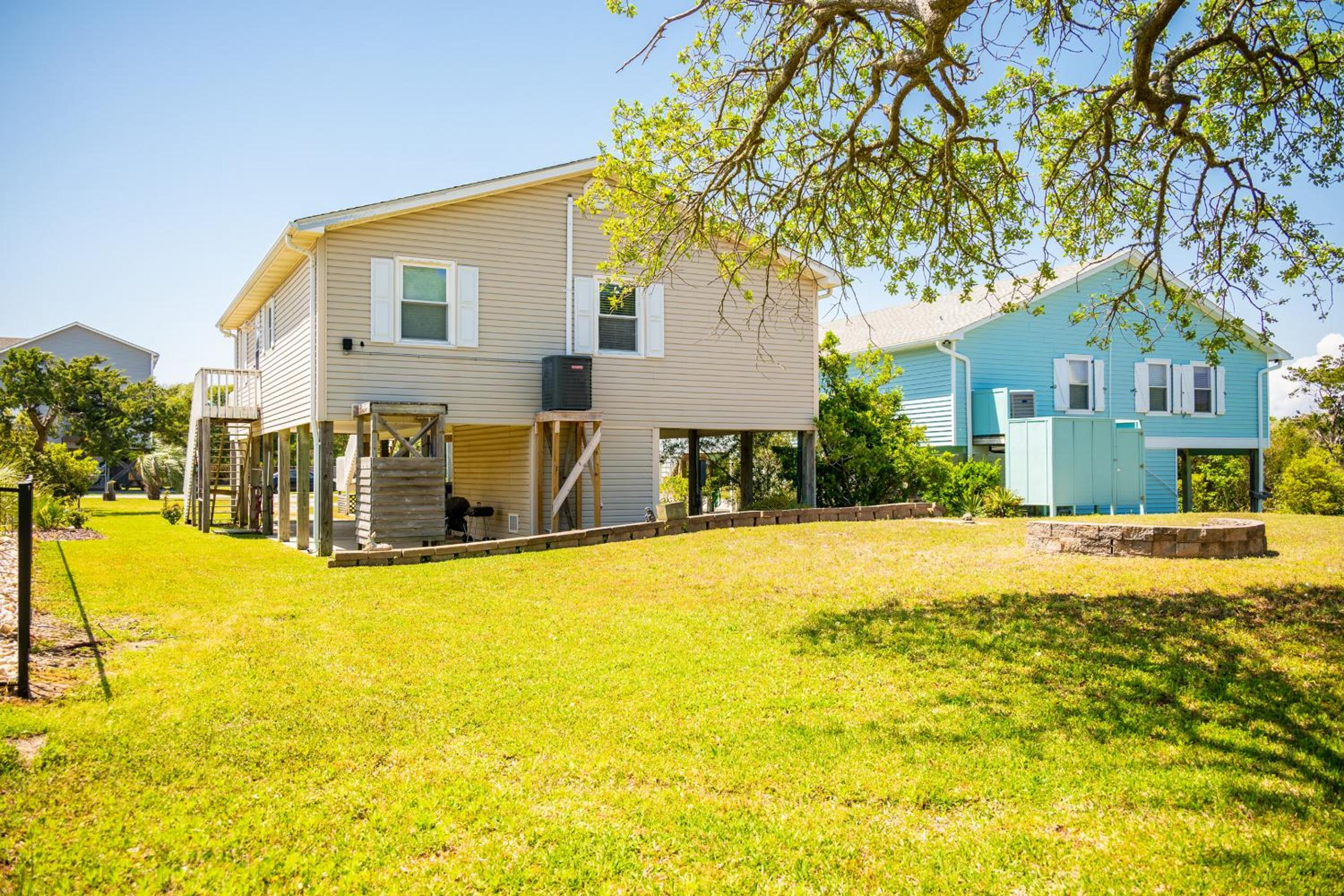 The Sand Ranch by Oak Island Accommodations