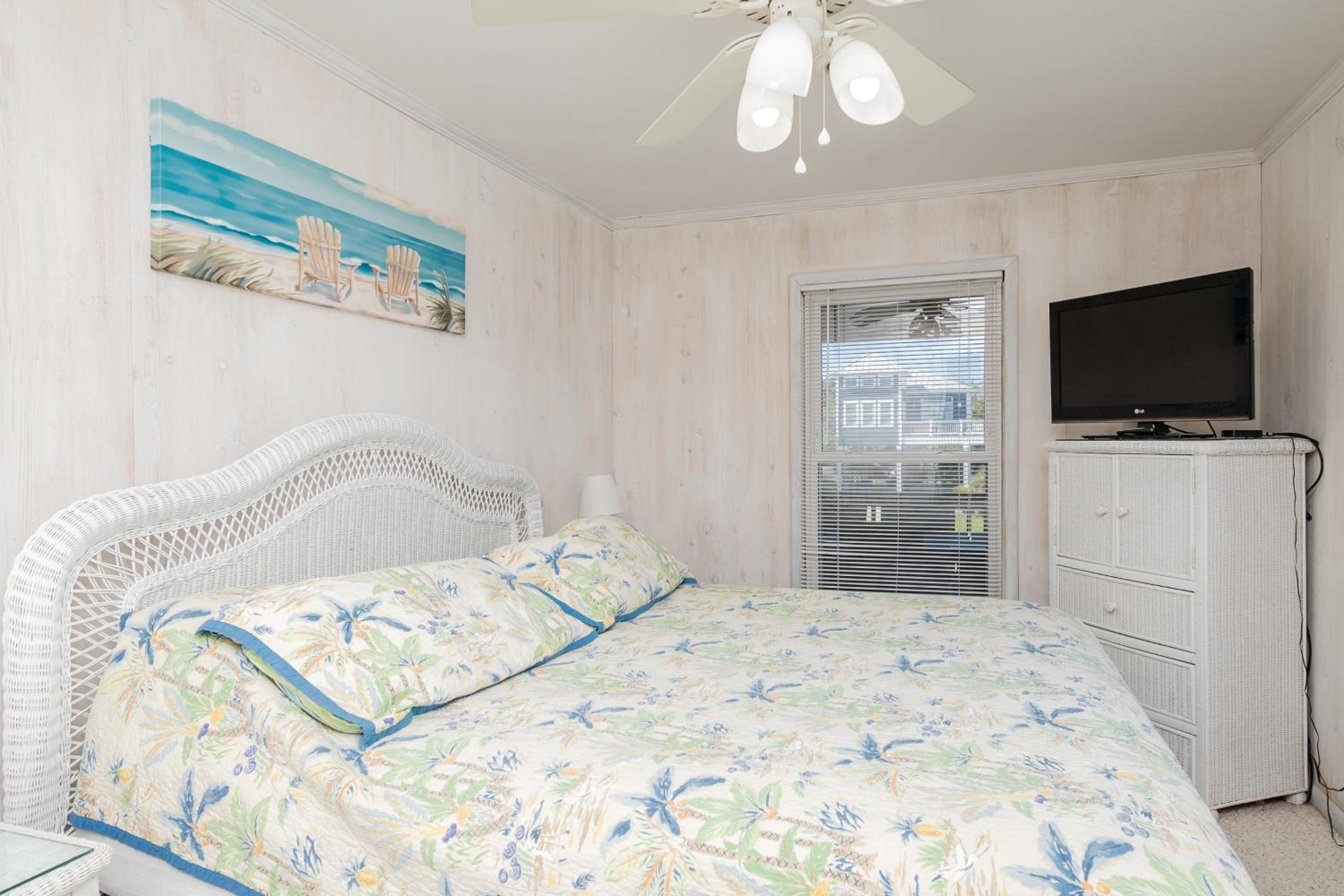 See The Sea by Oak Island Accommodations view 5