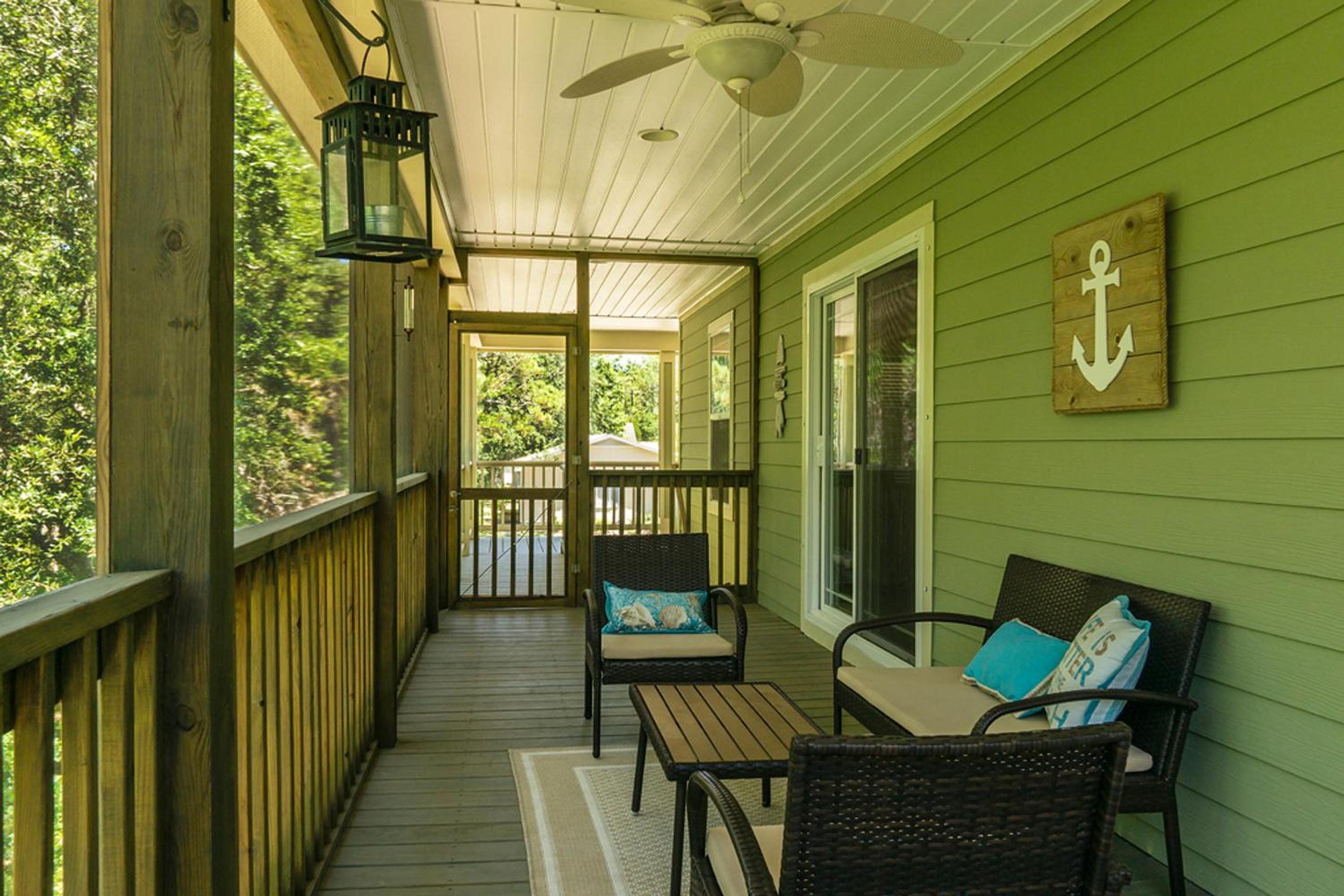 Whale Hello There by Oak Island Accommodations view 4