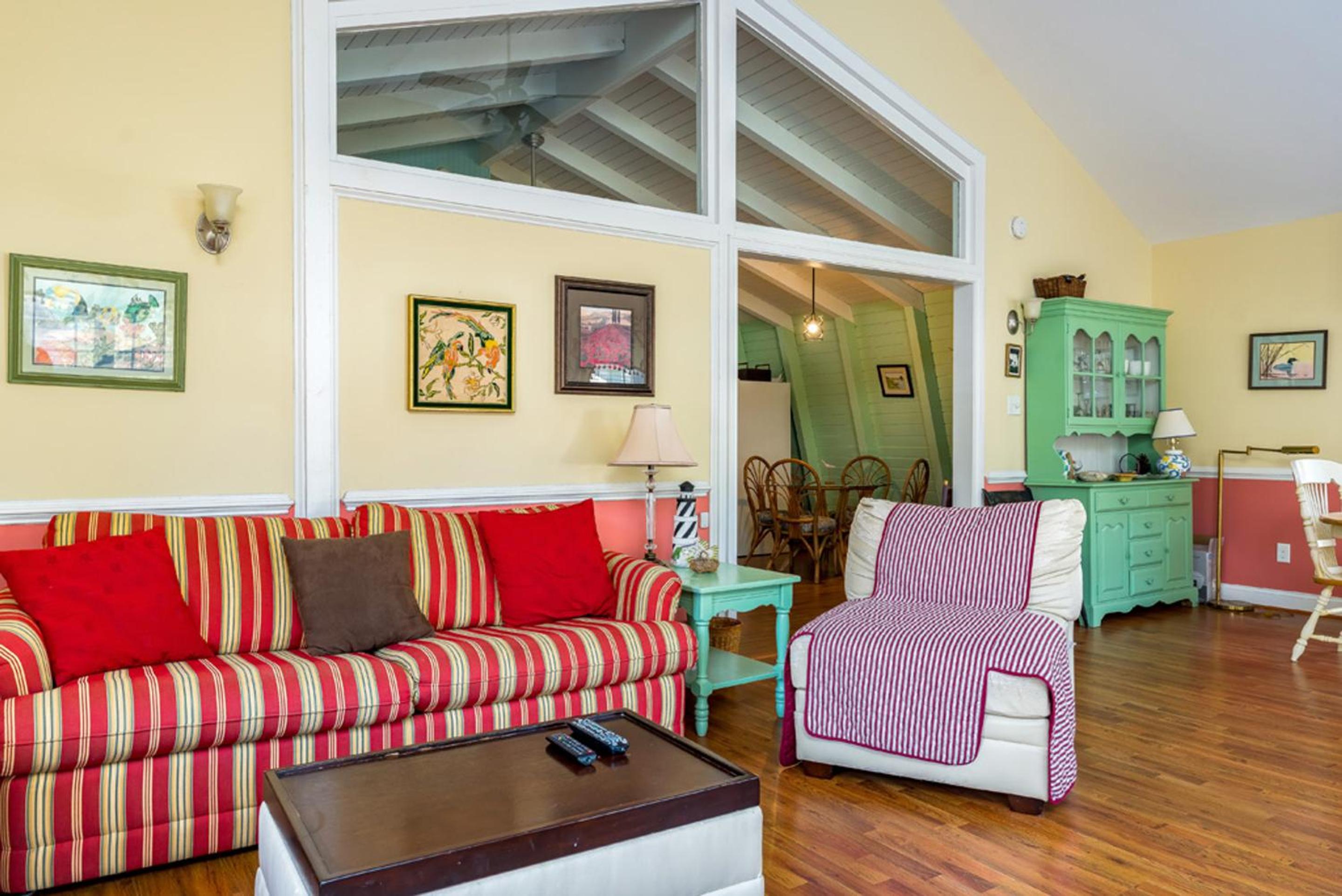 Whimseacal by Oak Island Accommodations view 3