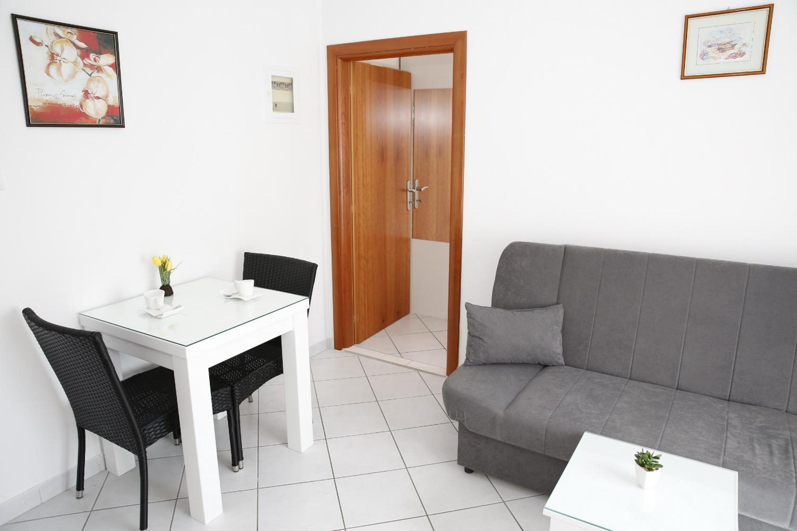 Apartments Lepur