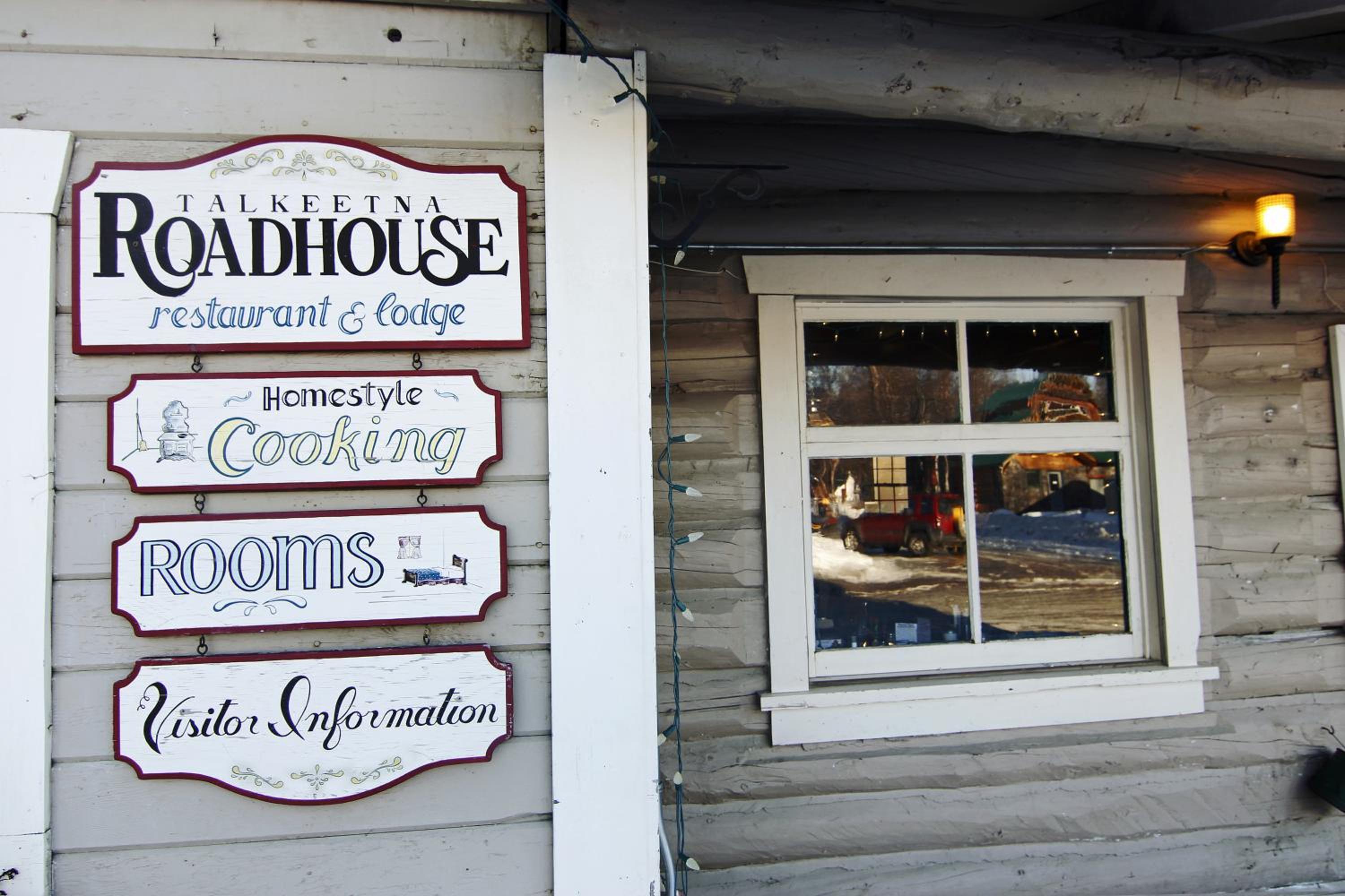 Talkeetna Roadhouse view 4