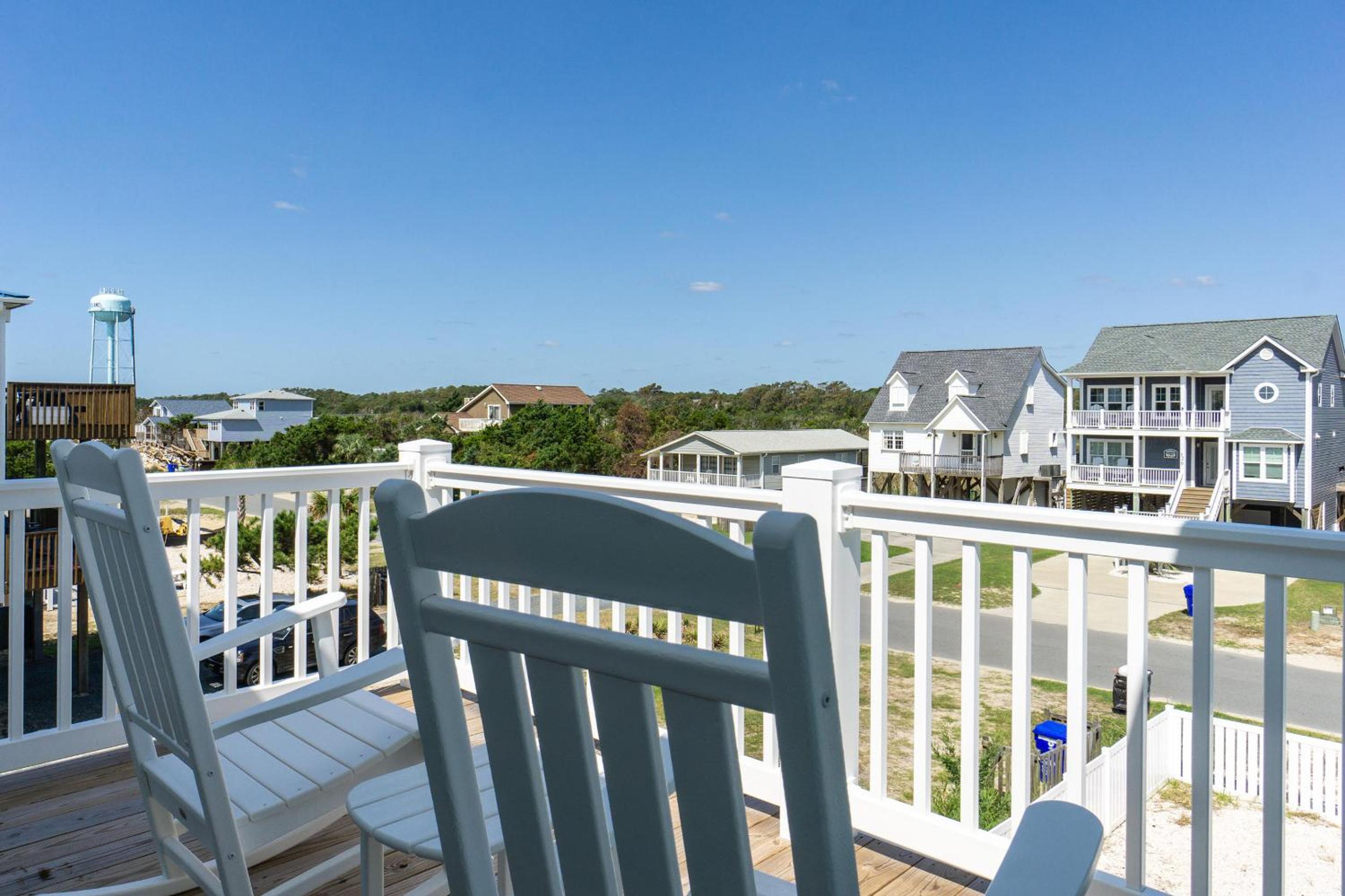 Wait N Sea by Oak Island Accommodations view 4