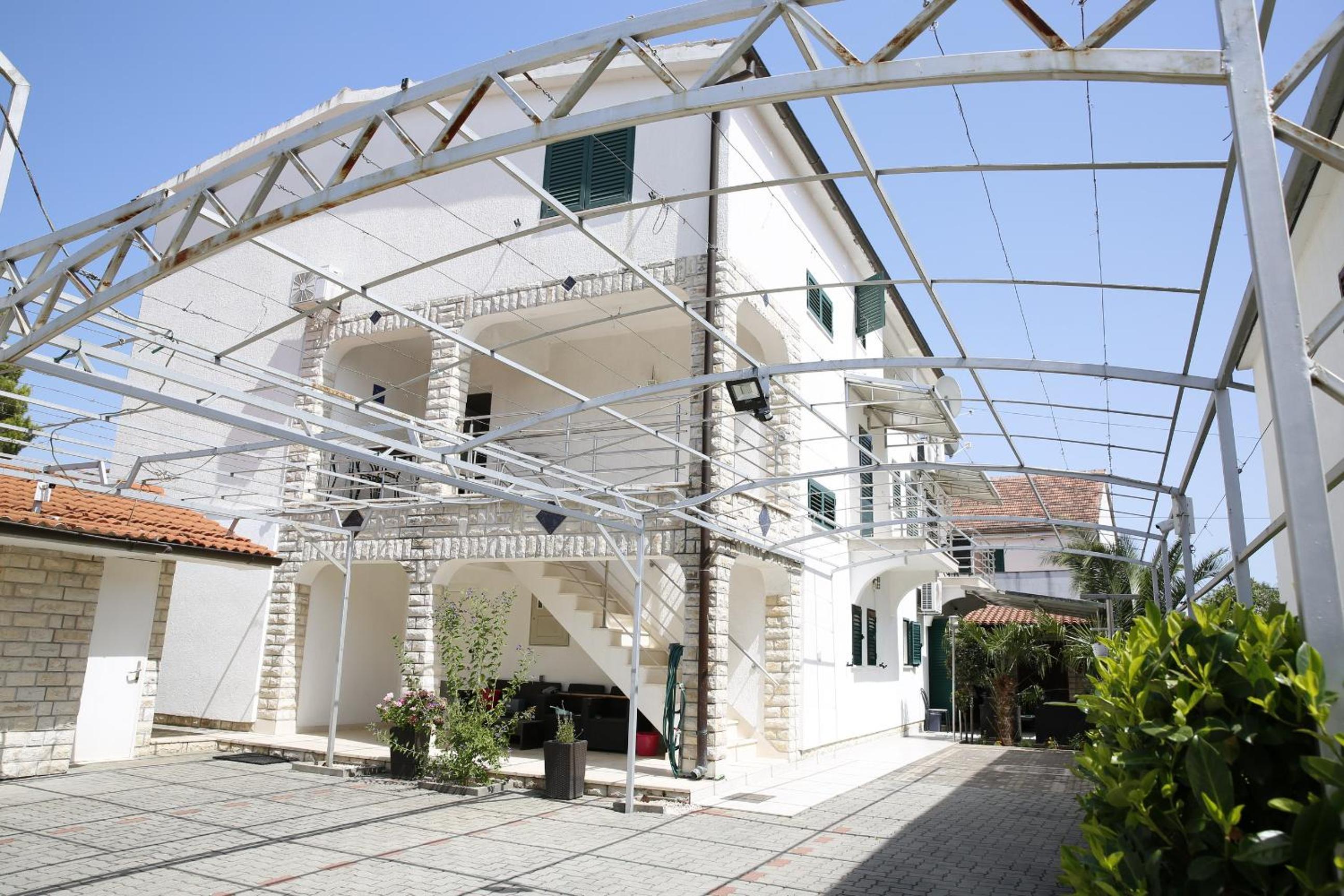 Apartments Lepur