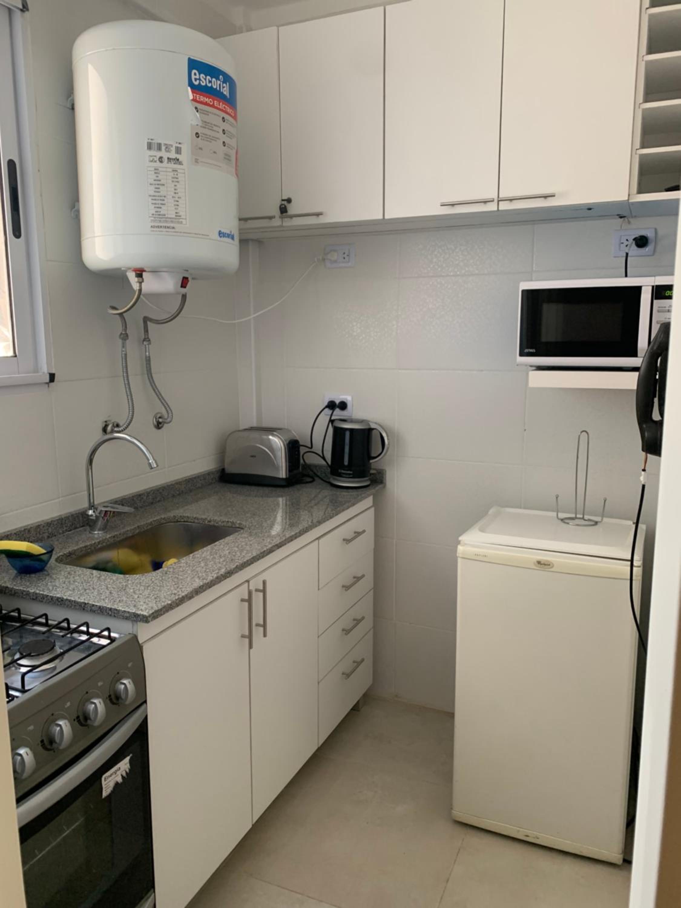 1 ambiente bien ubicado Almagro. Hospital Italiano