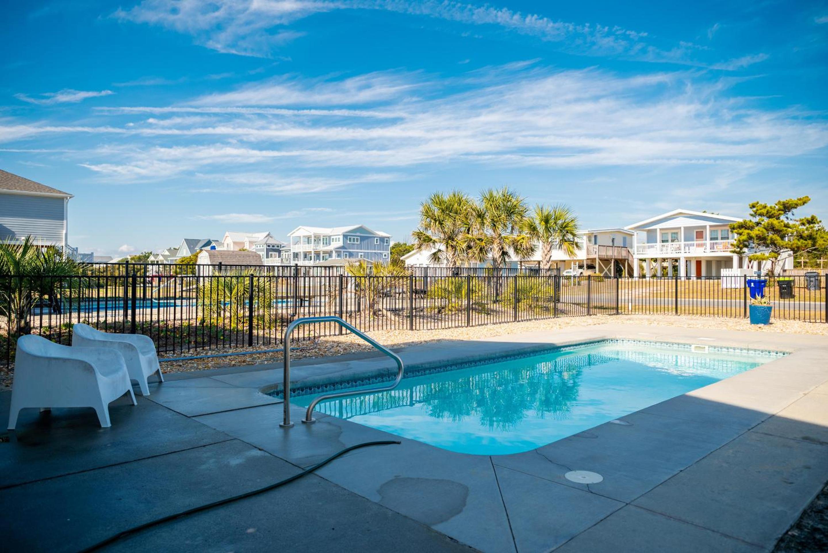 Tide by Oak Island Accommodations view 3