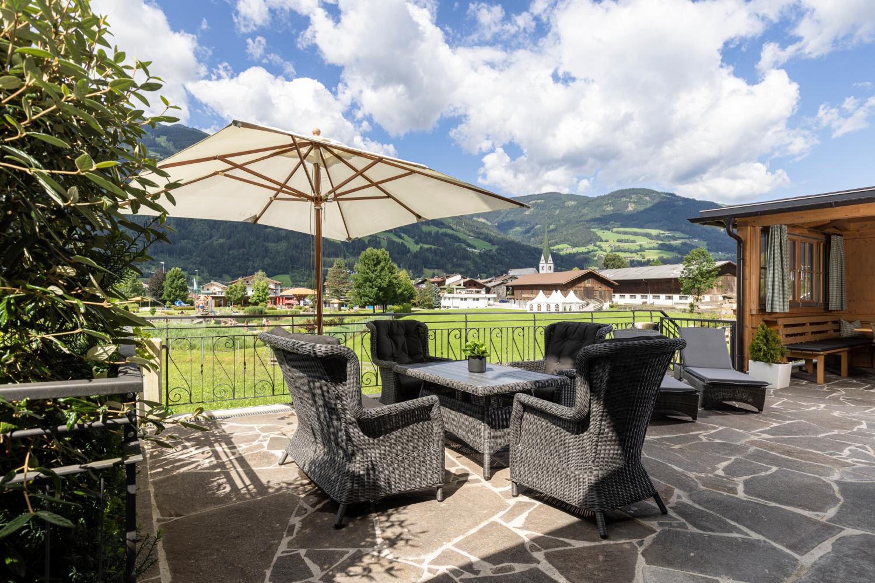 Chalet Dorfbäck view 3