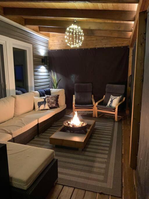 Chalet de luxe Équinoxe - bord de l'eau avec Spa