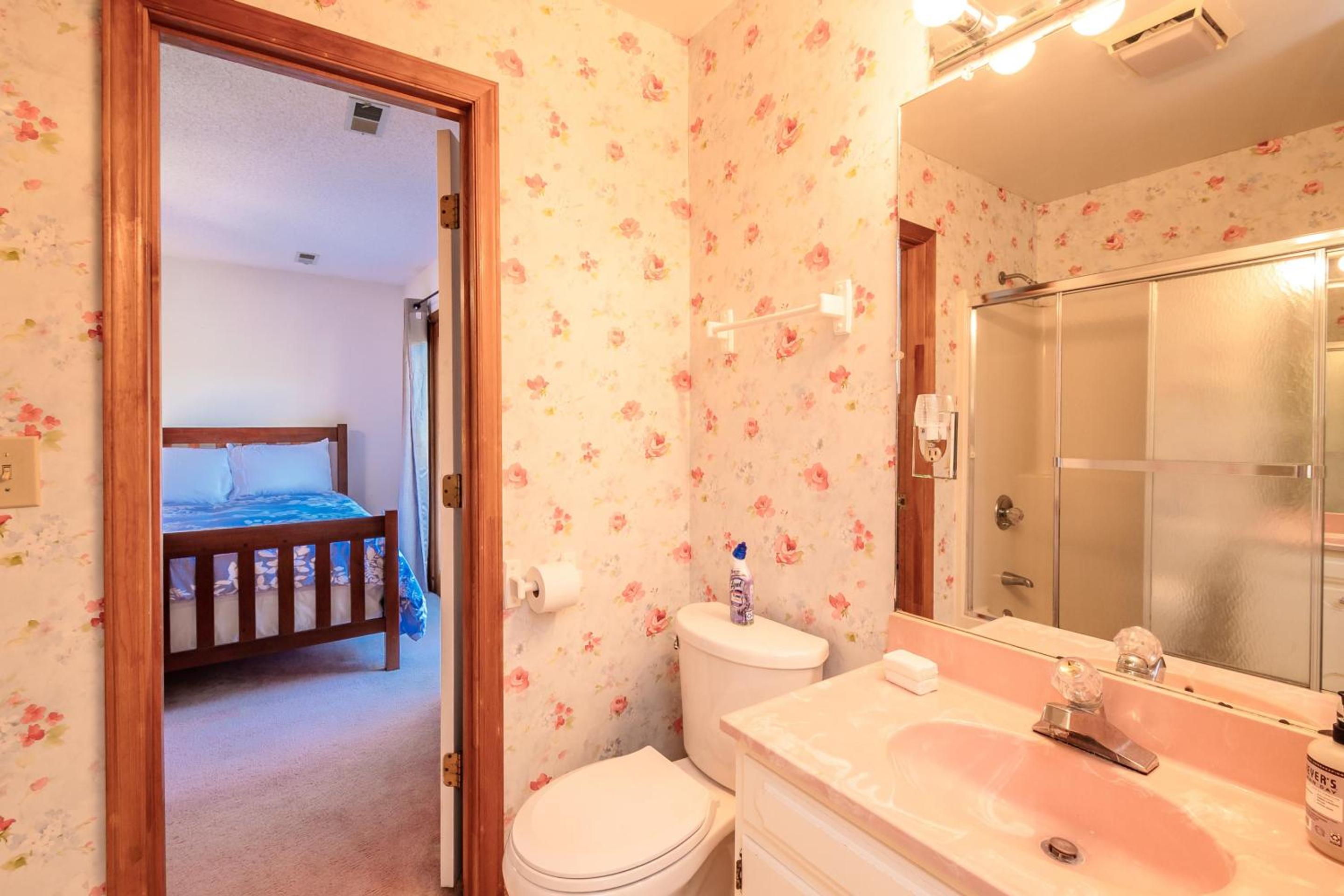 The Rectory by Oak Island Accommodations view 2