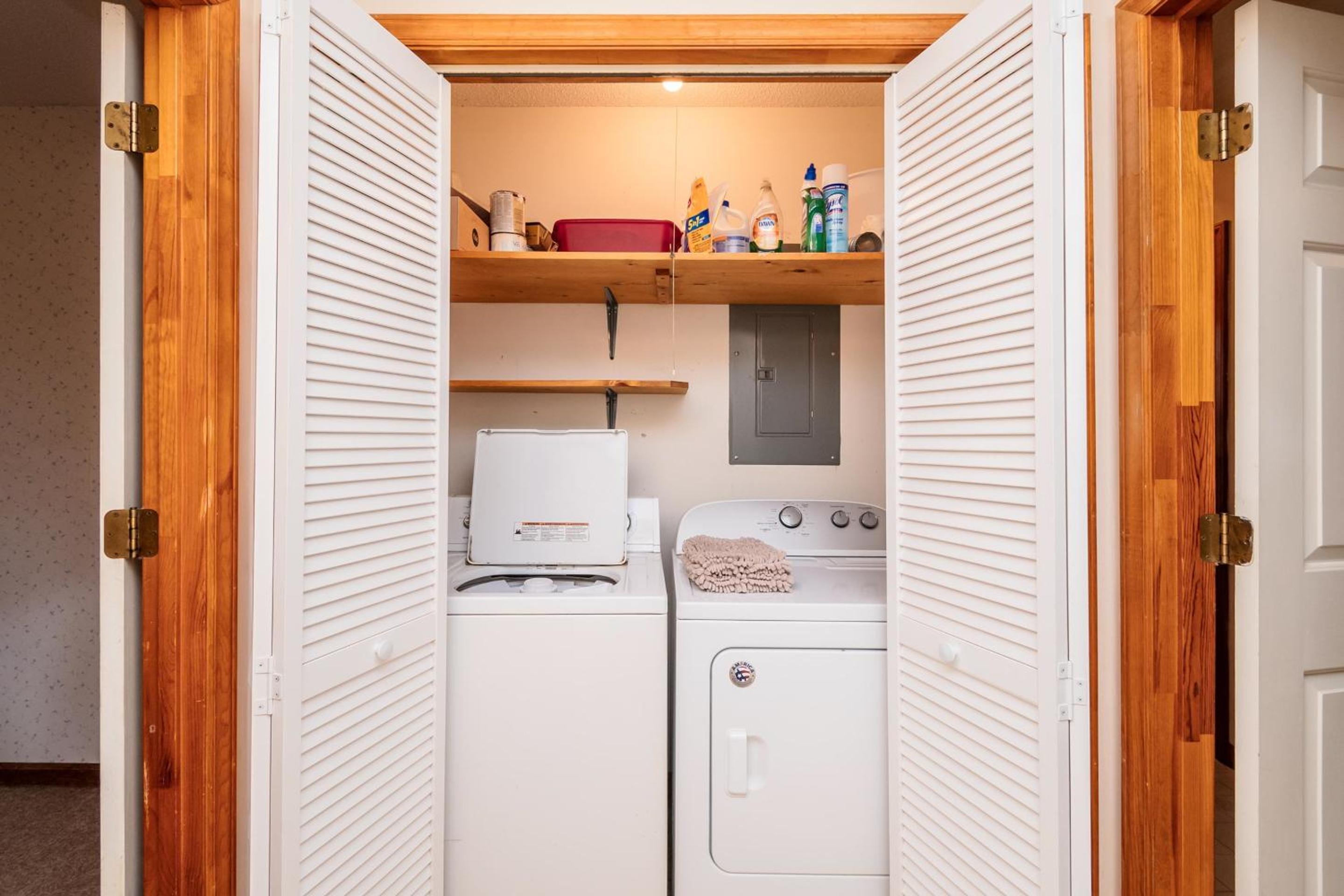 The Rectory by Oak Island Accommodations view 5