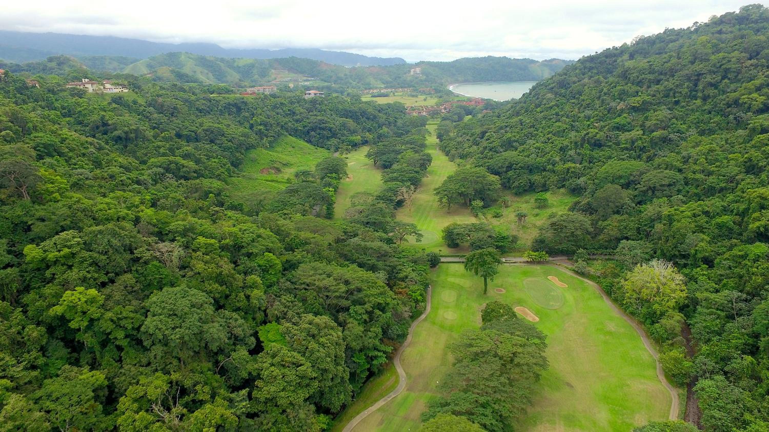 Del Mar 4O 2 bdr Garden View in Los Suenos